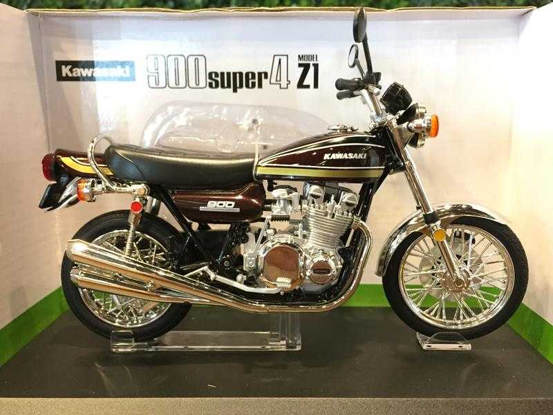 1/12 Aoshima Kawasaki 900 Super4 (Z1) Maroon 104606【MGM】