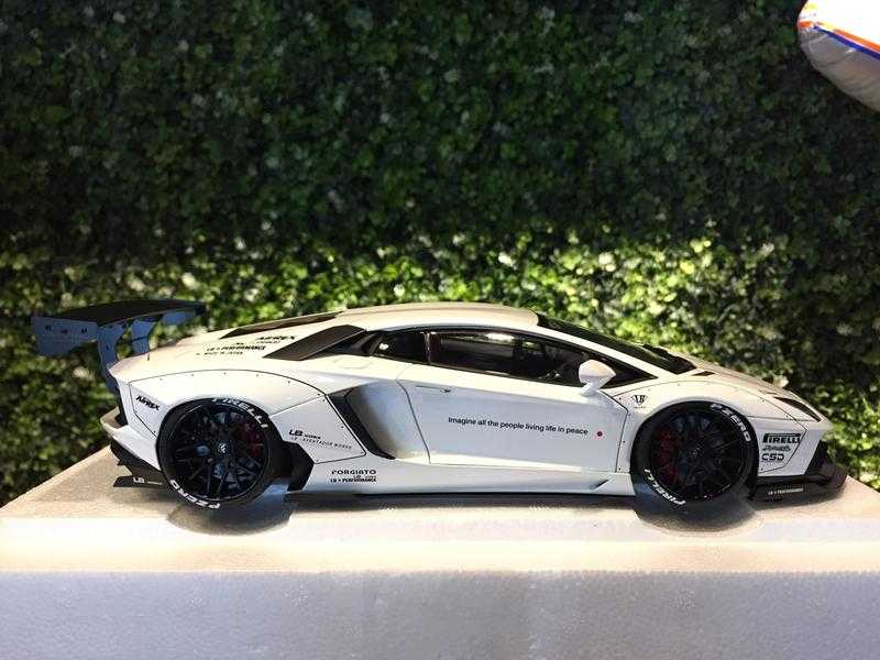 1/18 AUTOart LB-WORKS Lamborghini Aventador White 79105【MGM】