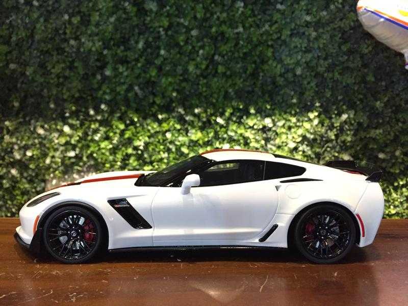 1/18 GT Spirit Chevrolet Corvette C7 Z06 White GT214【MGM】