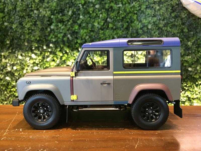 1/18 Almost Real LandRover Defender 90 PaulSmith 810214【MGM】