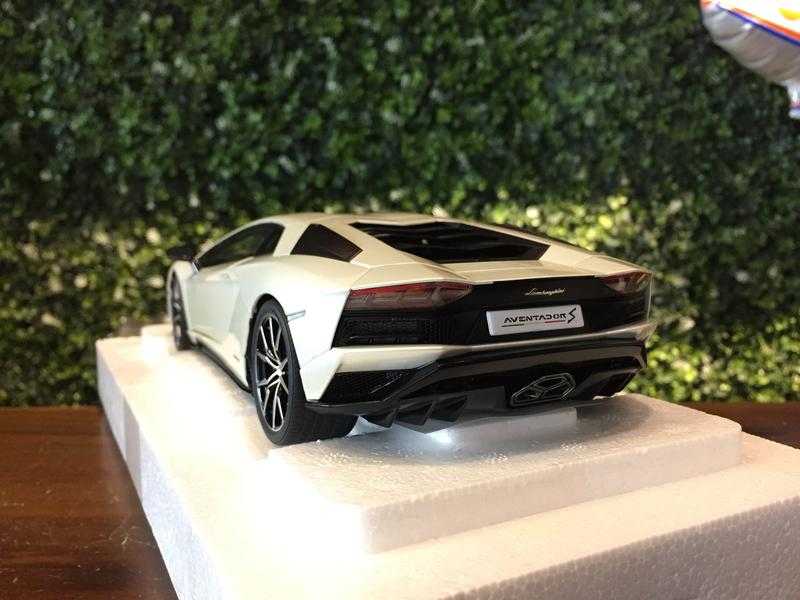 1/18 AUTOart Lamborghini Aventador S Pearl White 79131【MGM】