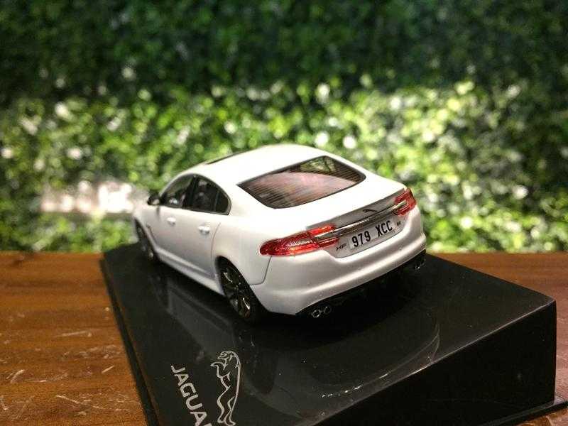 1/43 IXO Jaguar XFR White 50JDCAXFRW【MGM】