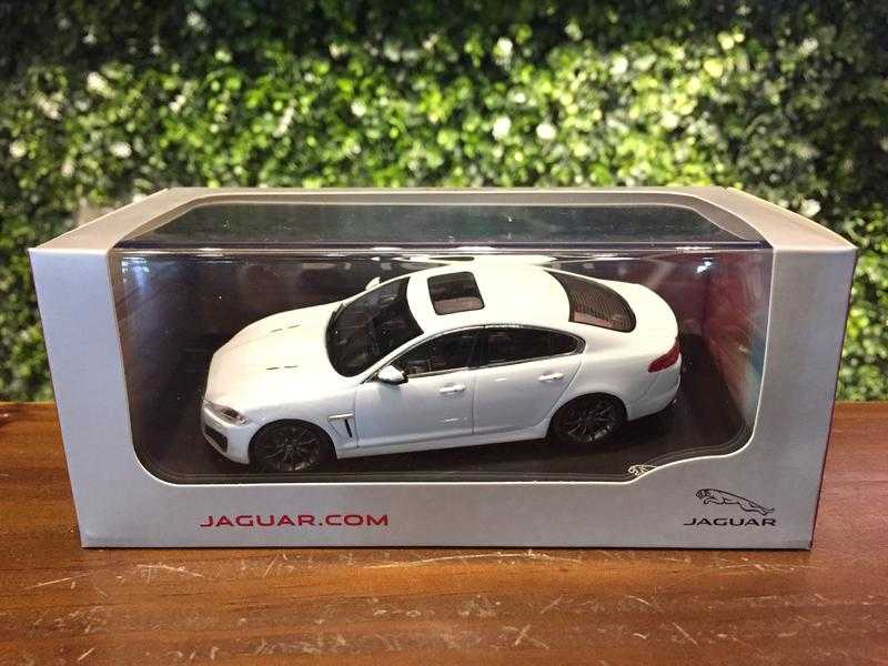 1/43 IXO Jaguar XFR White 50JDCAXFRW【MGM】