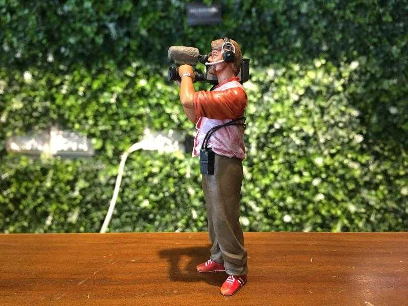 1/18 LemansMiniatures Thierry Cameraman FLM118031【MGM】