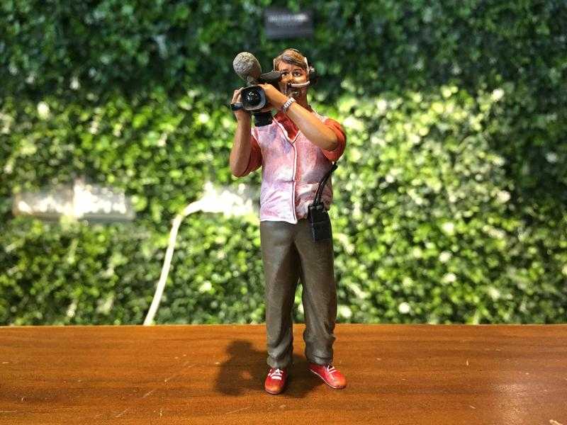 1/18 LemansMiniatures Thierry Cameraman FLM118031【MGM】