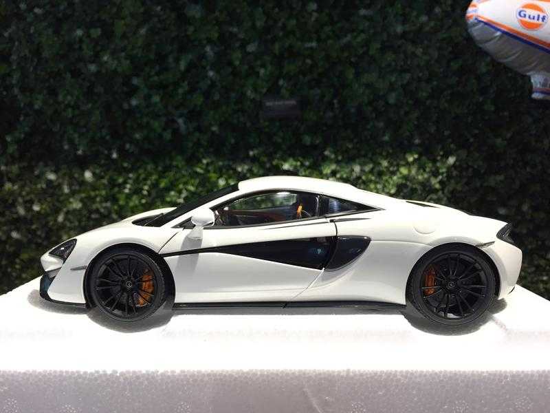 1/18 AUTOart McLaren 570S White 76041【MGM】