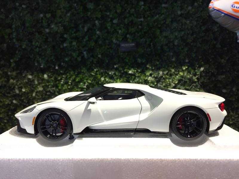 1/18 AUTOart Ford GT 2017 White 72941【MGM】