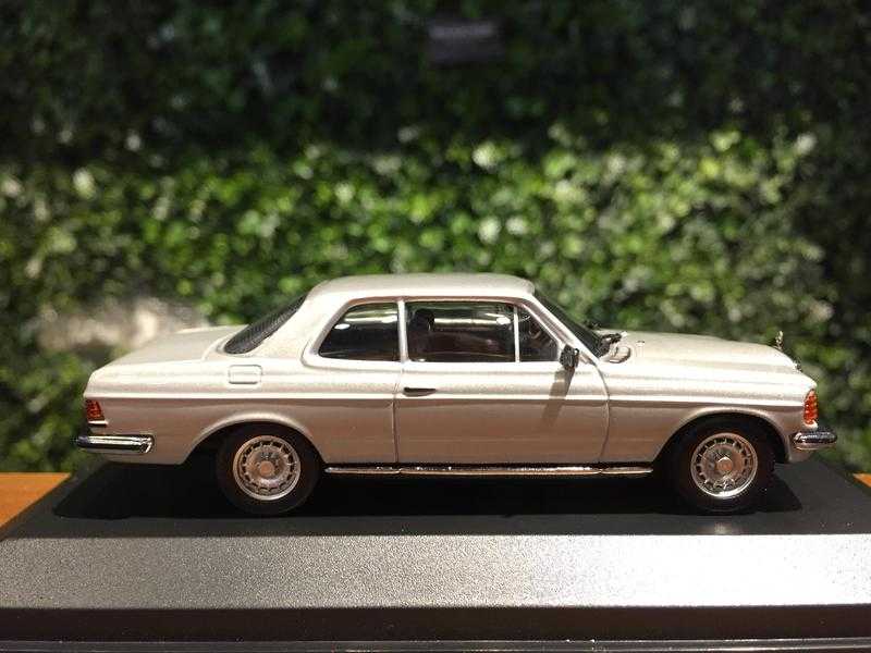 1/43 Minichamps Mercedes-Benz 280CE W123 1976 943032223【MGM】