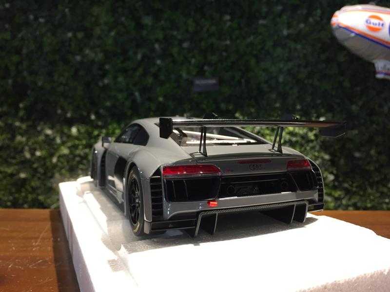 1/18 AUTOart Audi R8 LMS Nardo Grey 81801【MGM】