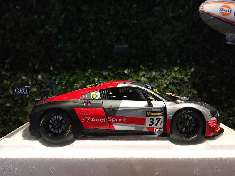 1/18 AUTOart Audi R8 LMS Bathurst Winner 2018 81800【MGM】