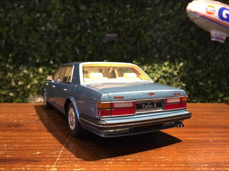 1/18 GT Spirit Bentley Turbo-R LWB GT782【MGM】