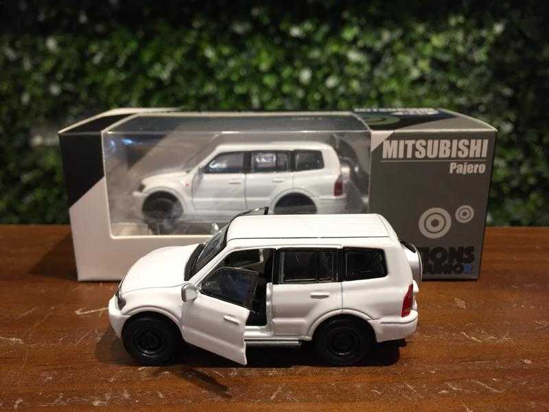 1/64 BM Creations Mitsubishi Pajero 3rd White 64B0039【MGM】