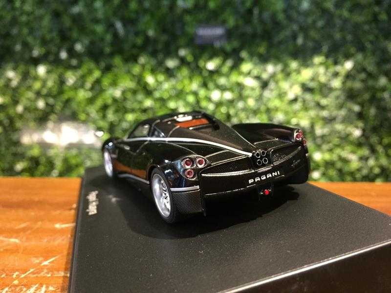 1/43 AUTOart Pagani Huayra Black 58209【MGM】