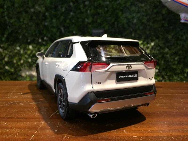 1/18 原廠 Toyota RAV4 White【MGM】