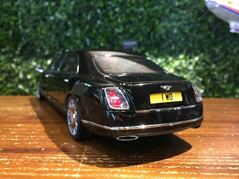 1/18 AlmostReal Bentley Mulsanne Grand Limousine 830602【MGM】