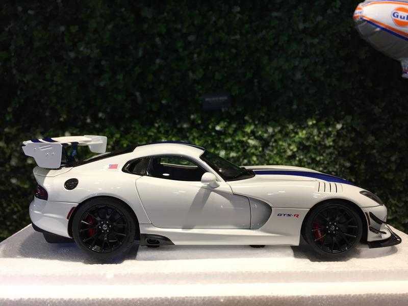 1/18 AUTOart Dodge Viper GTS-R ACR 2017 White 71731【MGM】