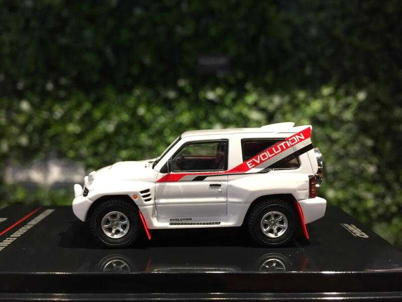 1/64 Inno64 Mitsubishi Pajero Evolution IN64EVOPWHI【MGM】