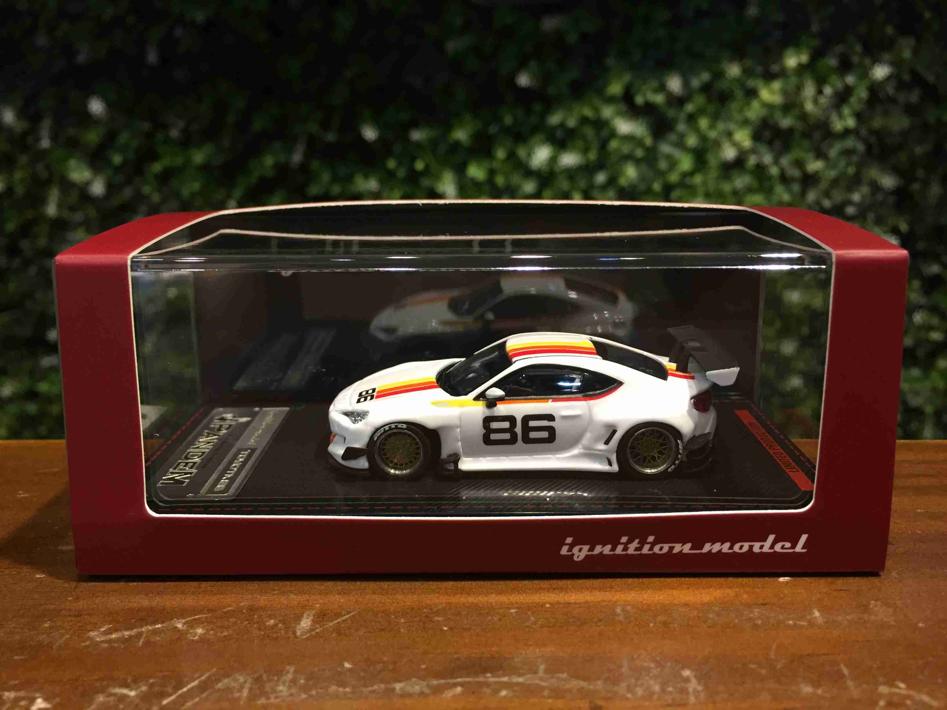 1/64 Ignition Model PANDEM Toyota 86 V3 White IG2408【MGM】