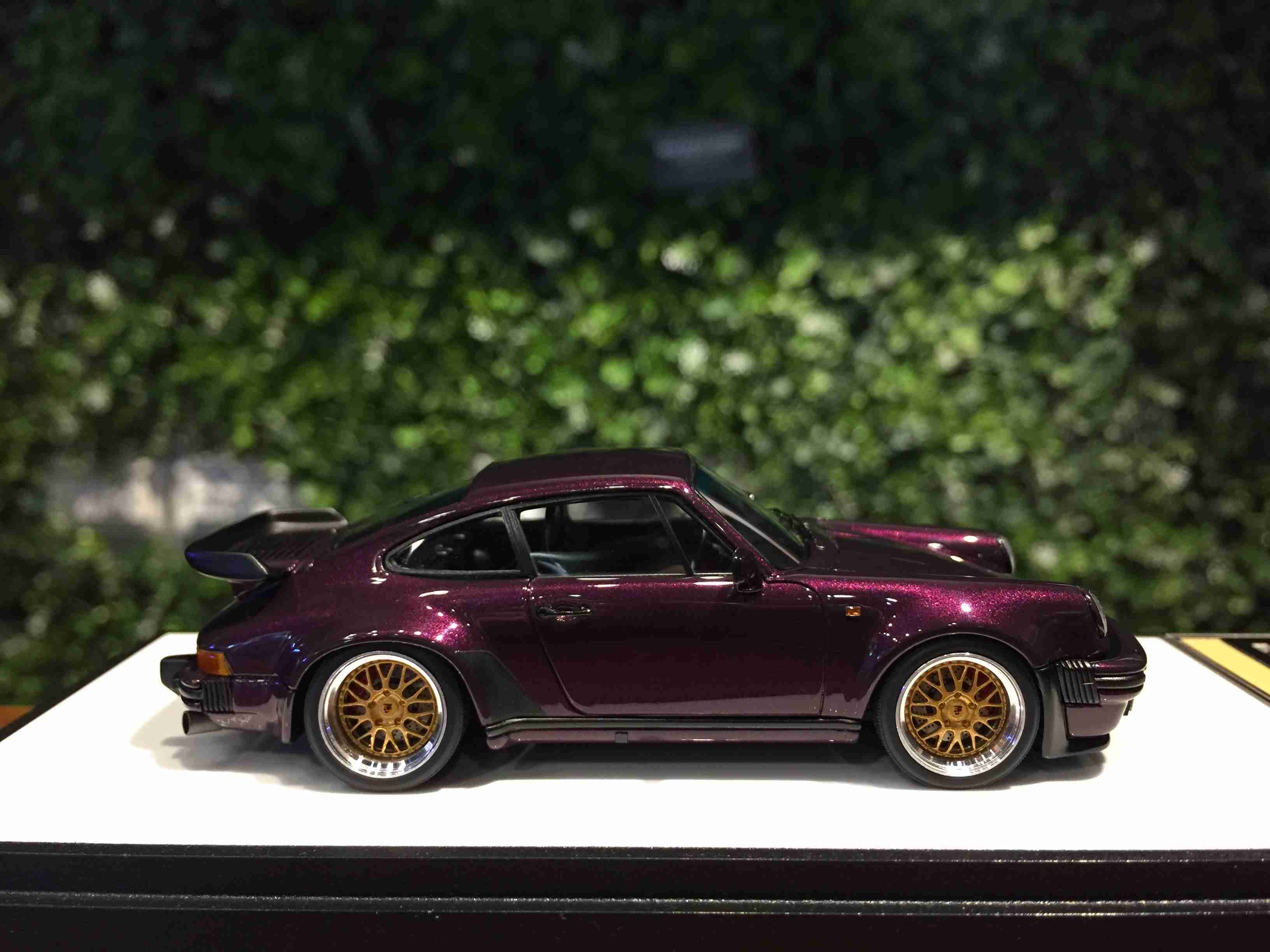 1/43 MakeUp Porsche 930 Turbo 3.3 1988 Violet VM115A4【MGM】