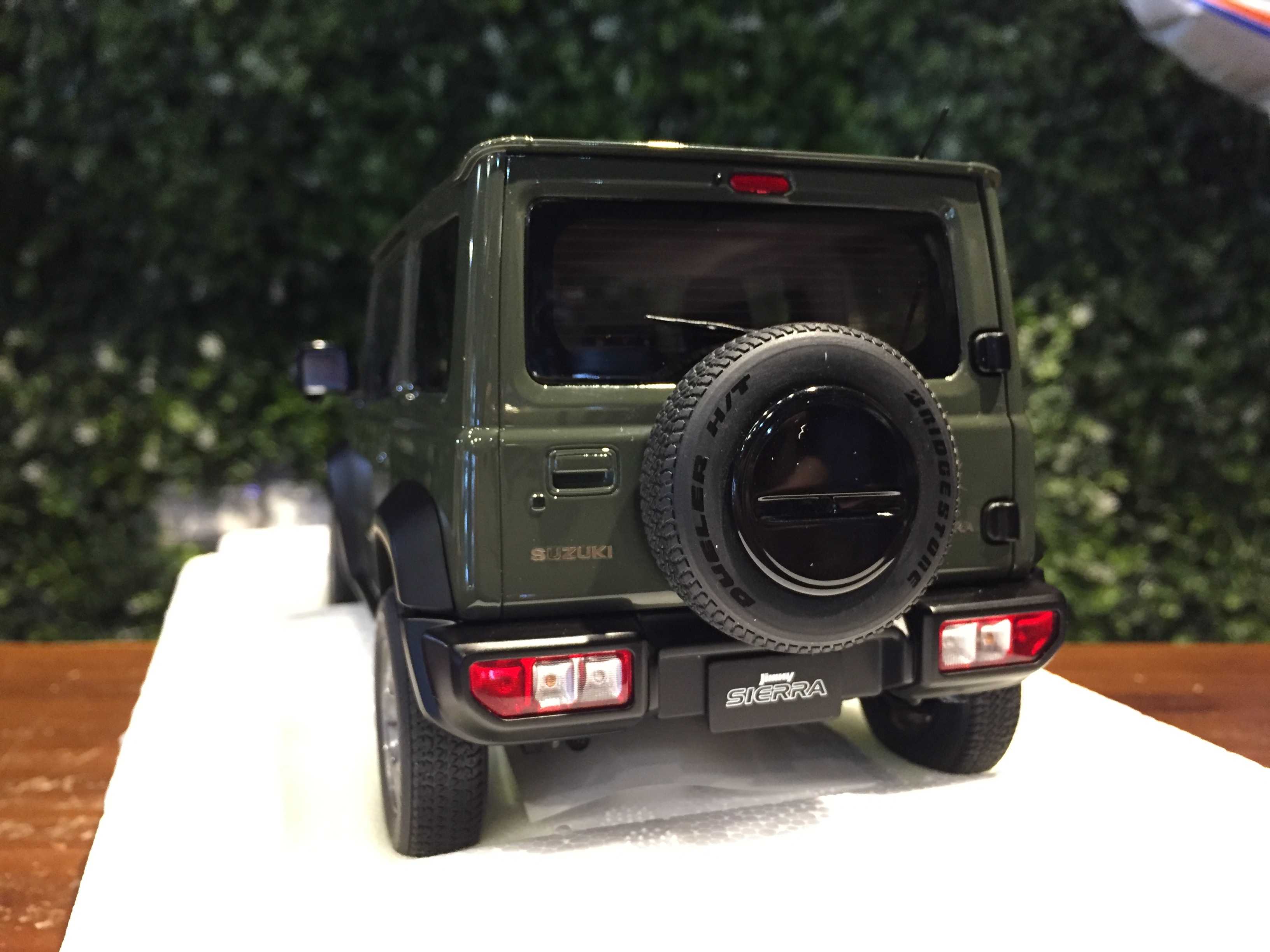 1/18 AUTOart Suzuki Jimny Sierra (JB74) Green 78509【MGM】