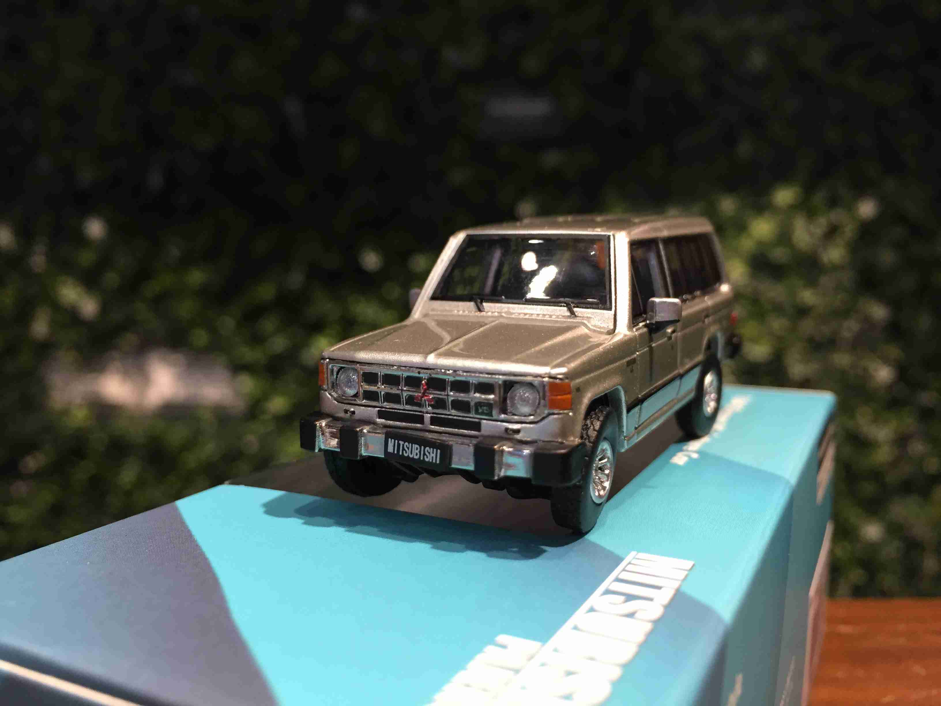 1/64 BM Creations Mitsubishi Pajero MK1 Silver 64B0191【MGM】