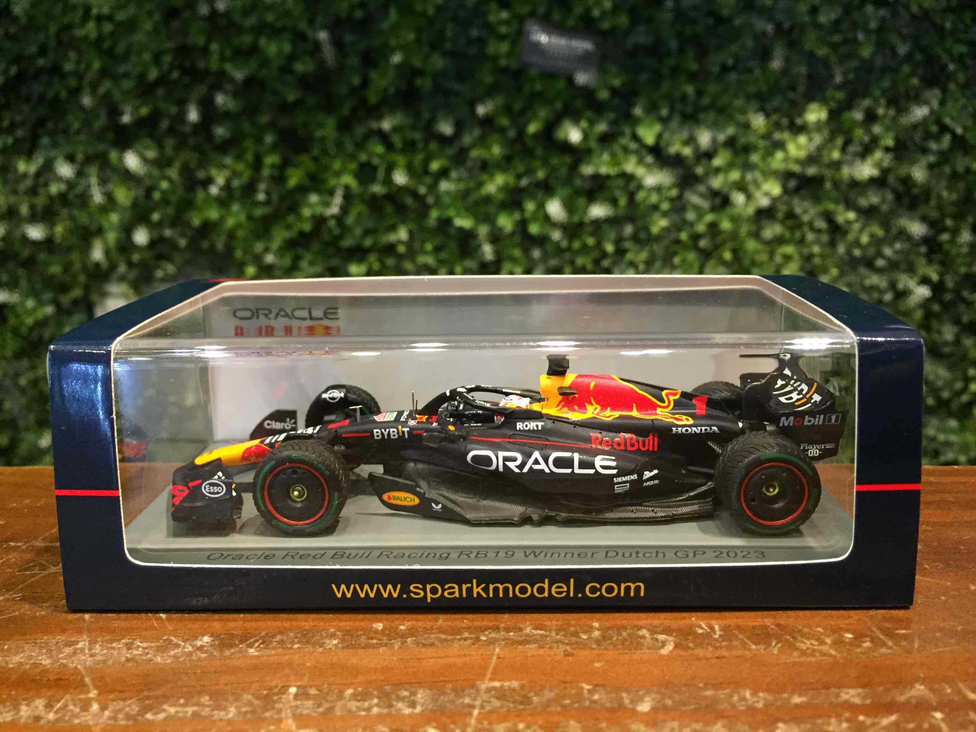 1/43 Spark Red Bull RB19 Max Verstappen Winner S8923【MGM】