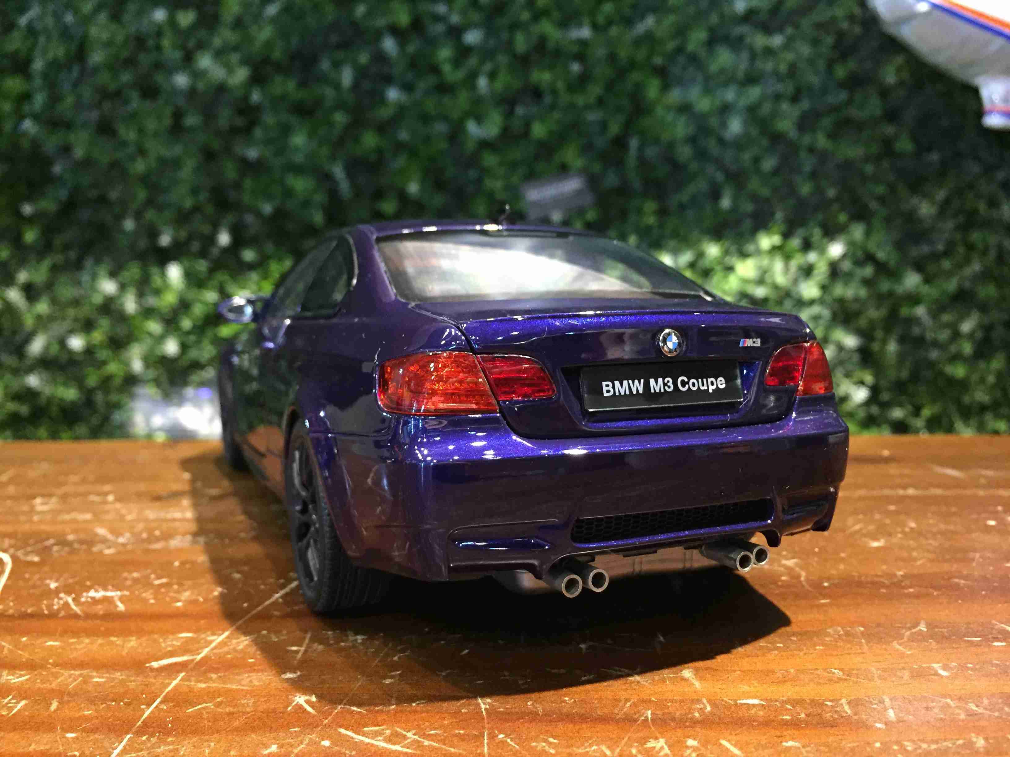 1/18 Kyosho BMW M3 (E92) Blue【MGM】 - Max Gear Model 模型店-線上