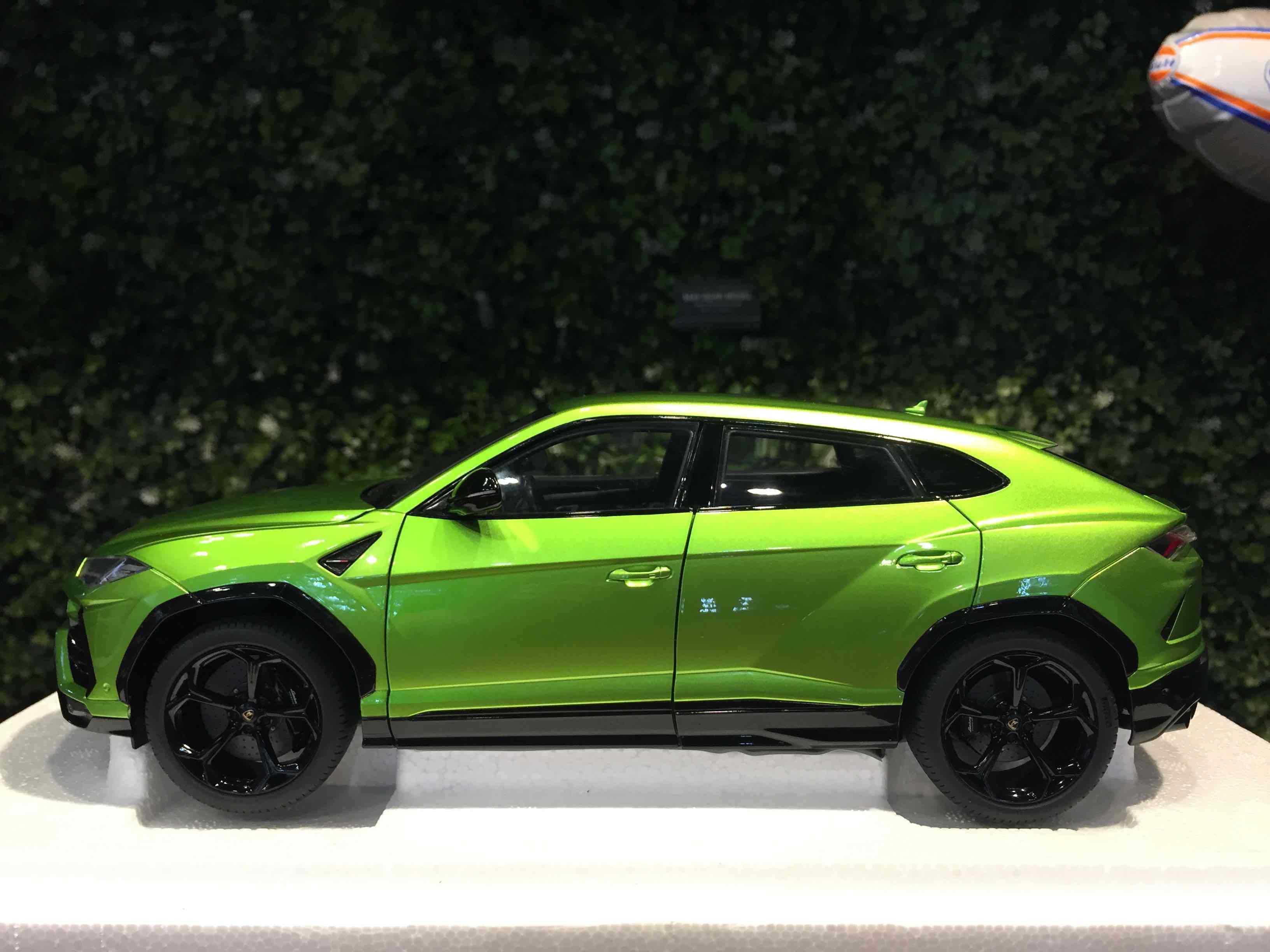 1/18 AUTOart Lamborghini Urus Pearl Green 79169【MGM】