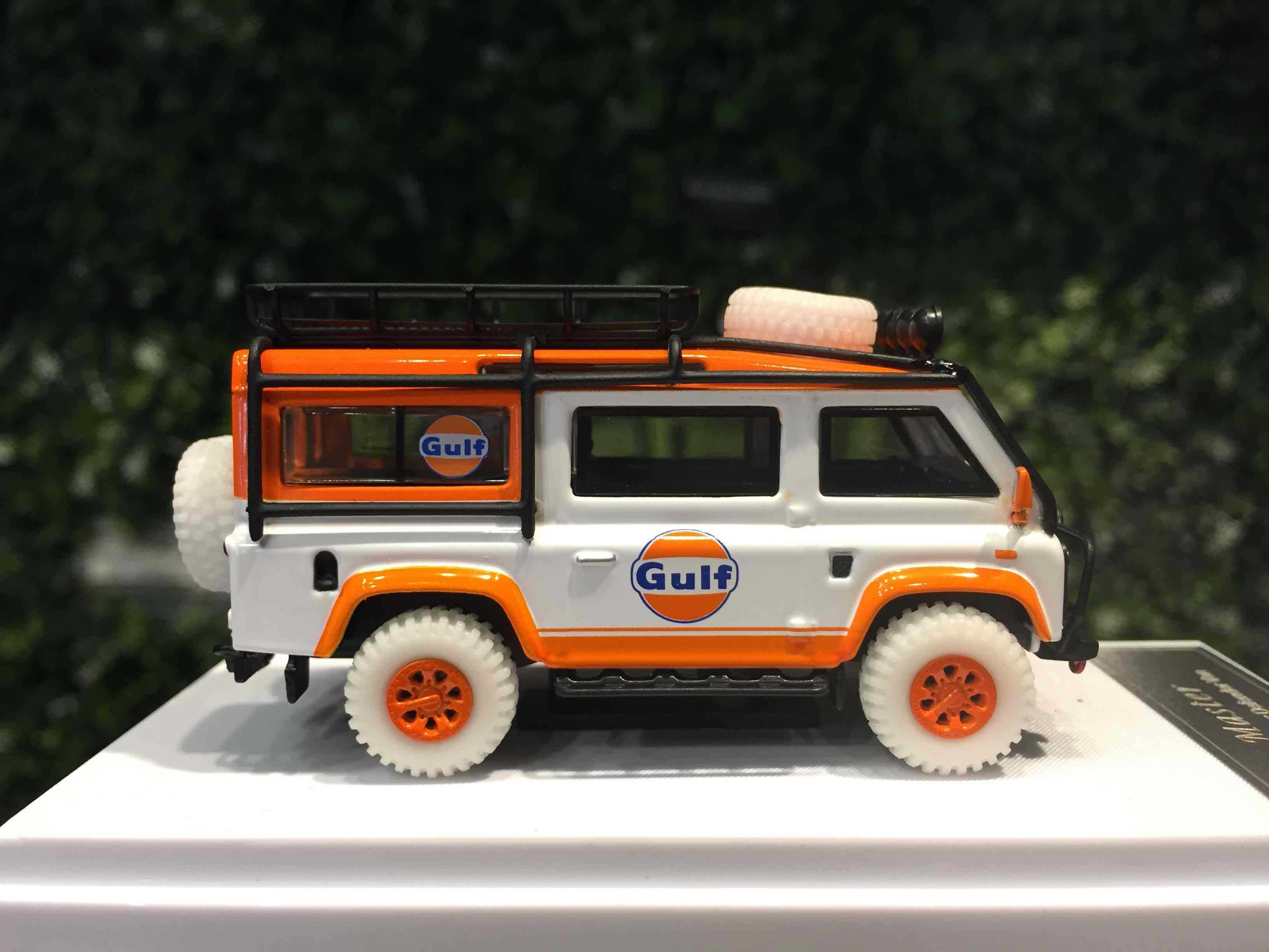 1/64 Master Land Rover Defender Van White Gulf【MGM】