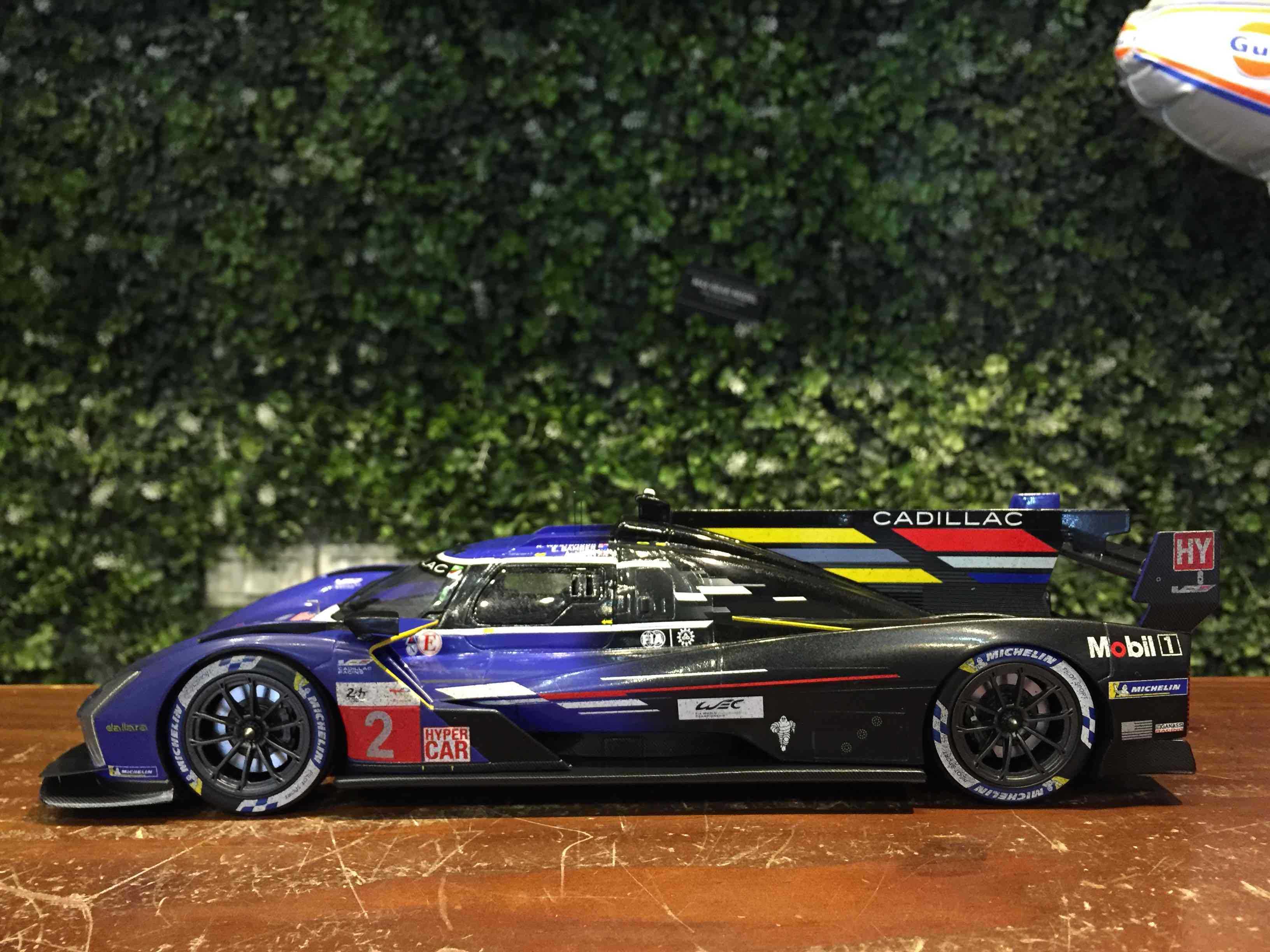 1/18 TopSpeed Cadillac V-Series.R 23\u0027 LM 3rd Mud TS0521【MGM】