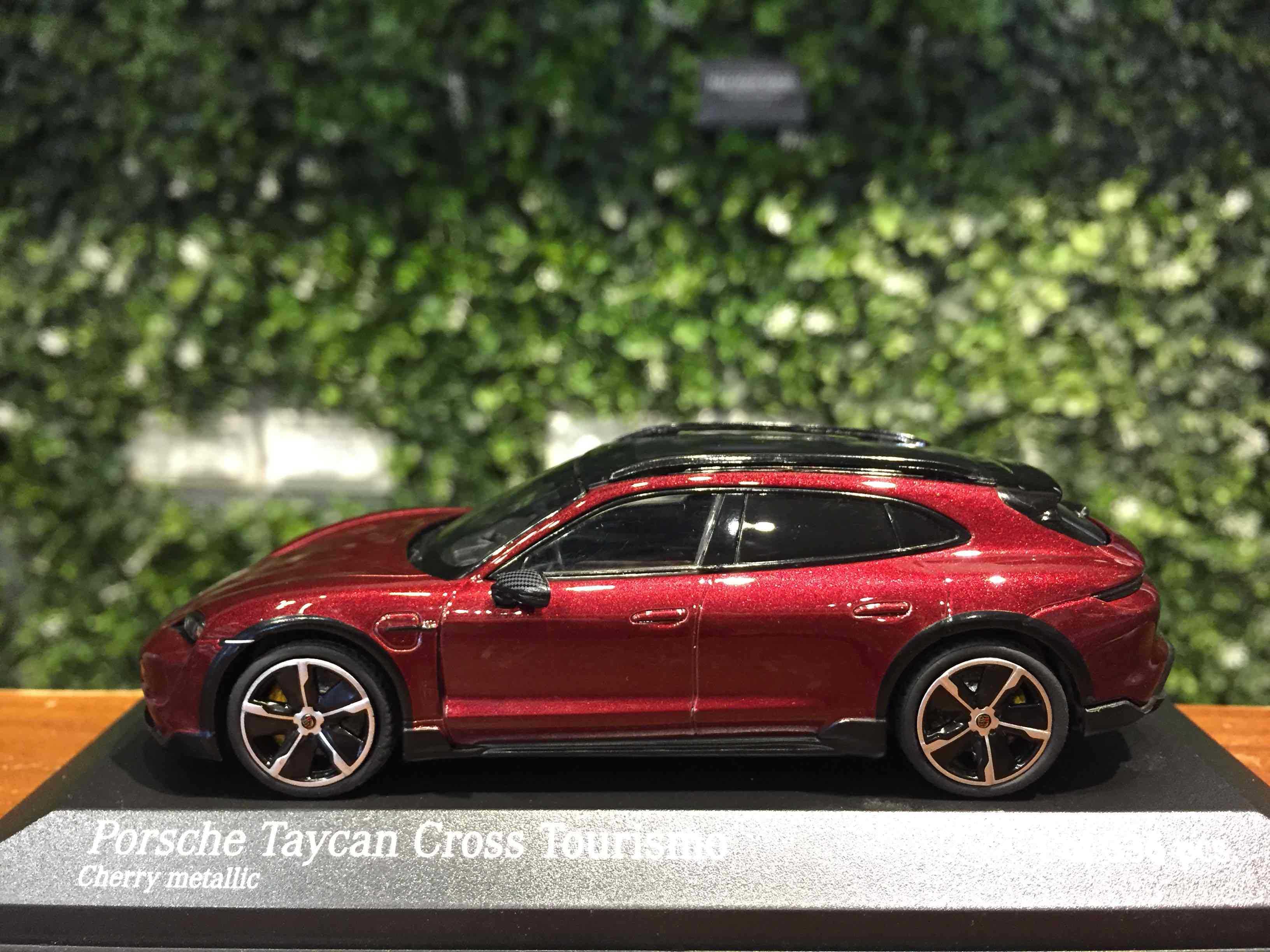 1/43 Minichamps Porsche Taycan Cross Turismo 410069300【MGM】