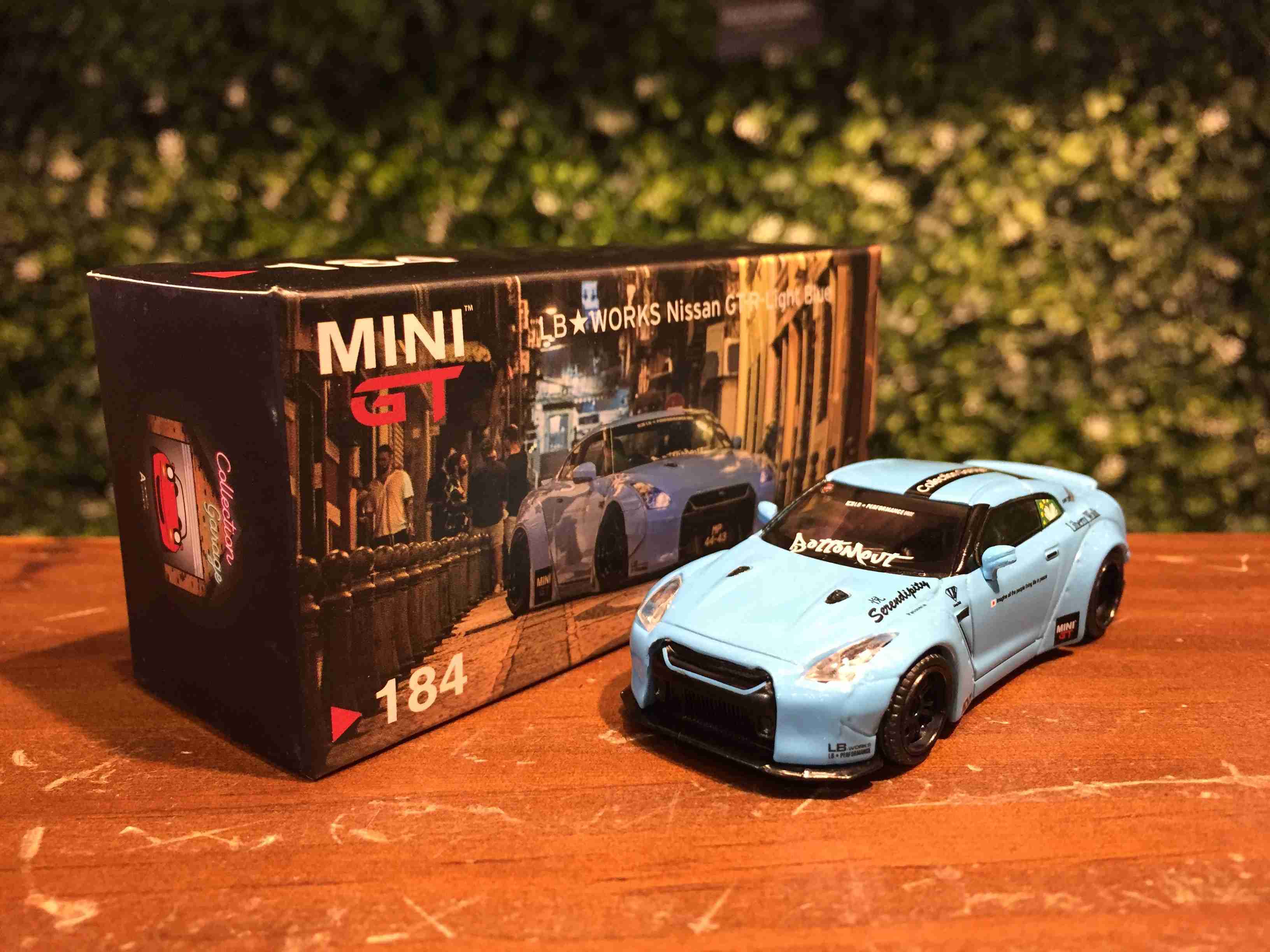 1/64 Mini GT LB-Works Nissan GTR R35 MGT00184R【MGM】