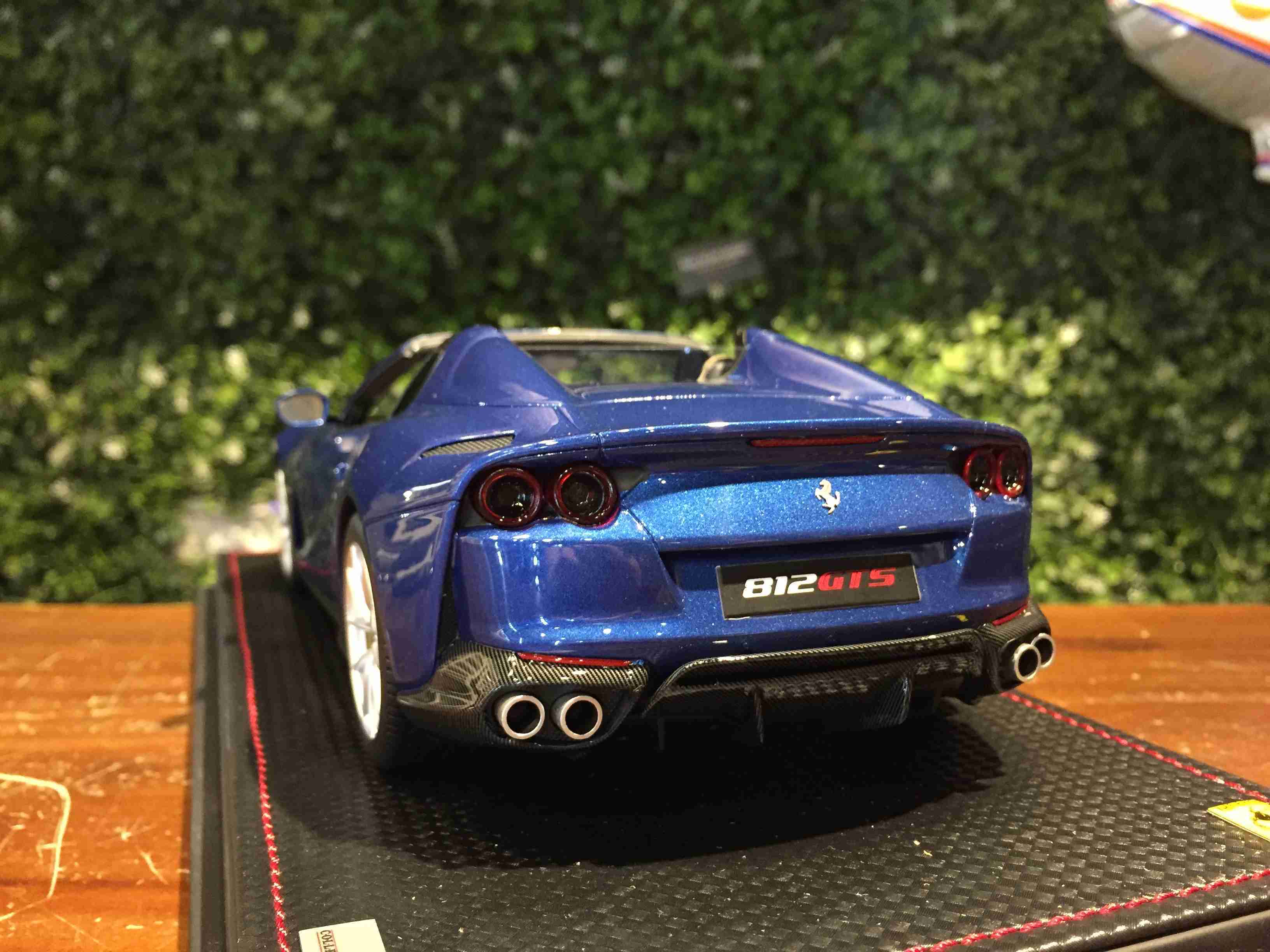 1/18 MR Ferrari 812 GTS Blue with White Livery FE030J【MGM】