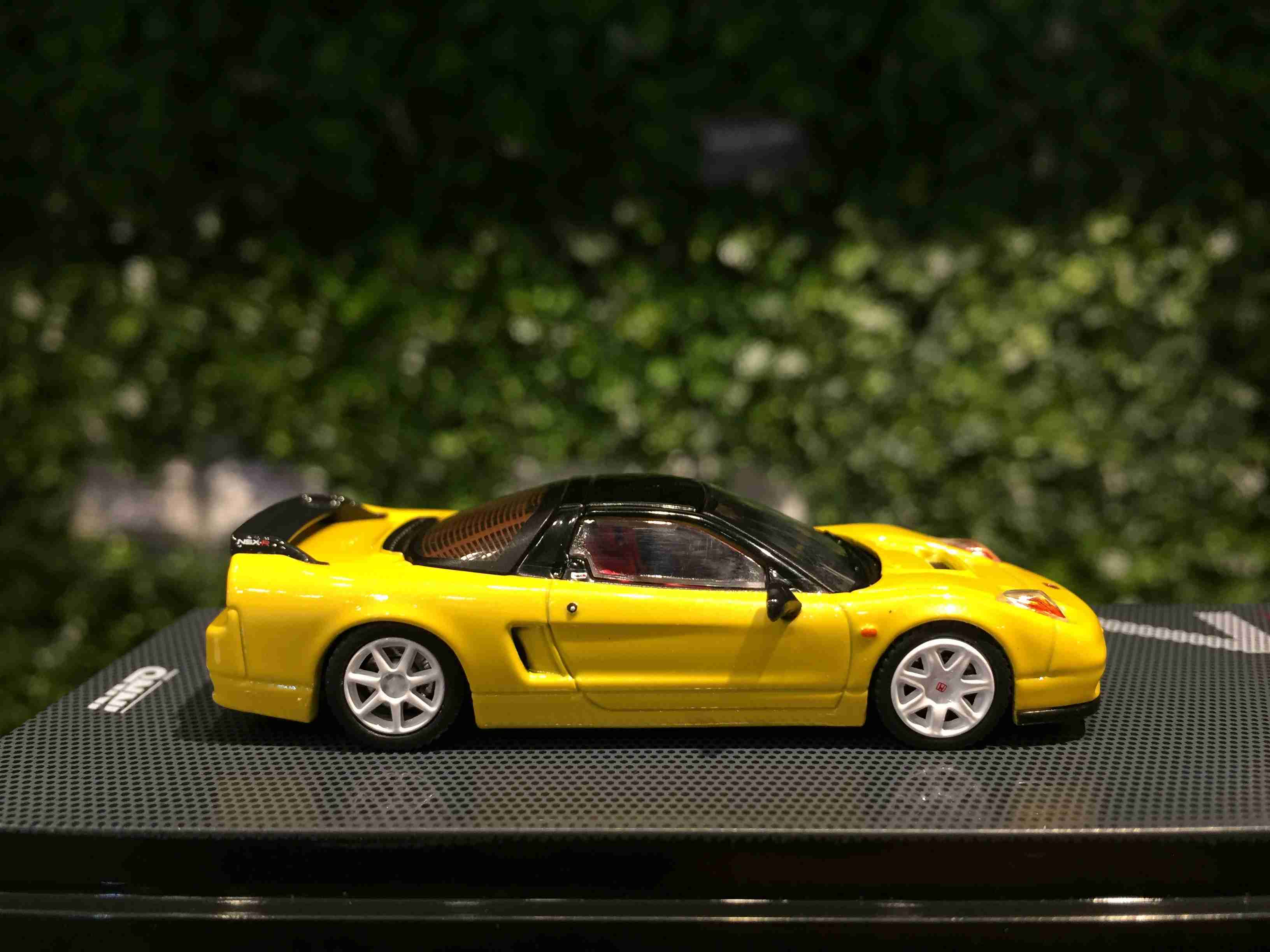 1/64 Inno64 Honda NSX-R (NA2) Yellow IN64NSX2YL【MGM】