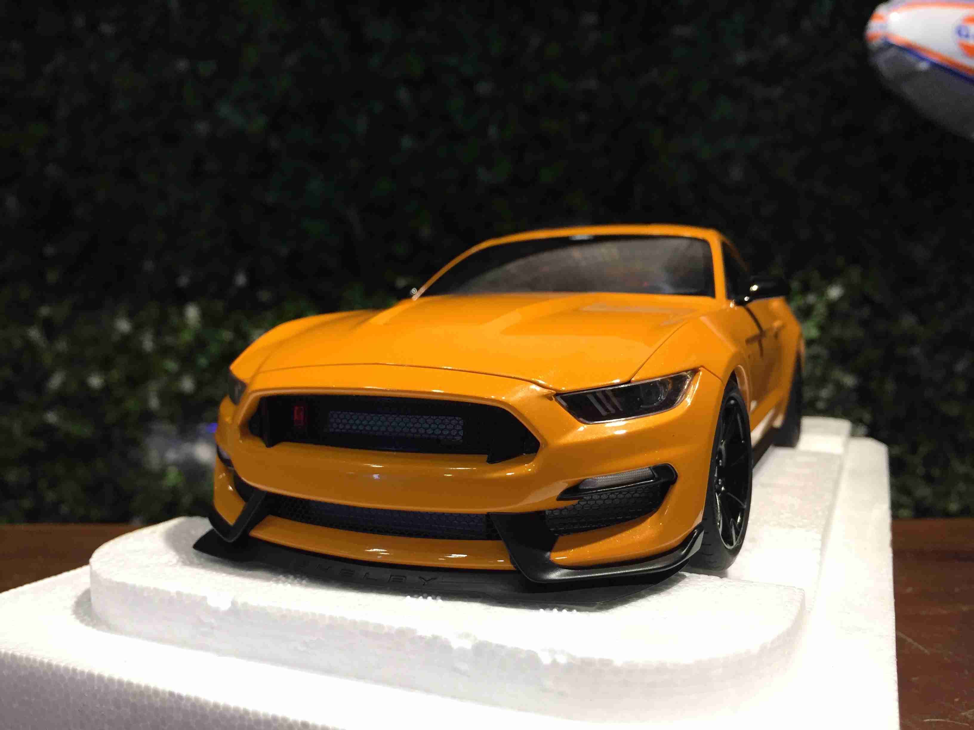 1/18 AUTOart Ford Mustang Shelby GT350R Orange 72929【MGM】