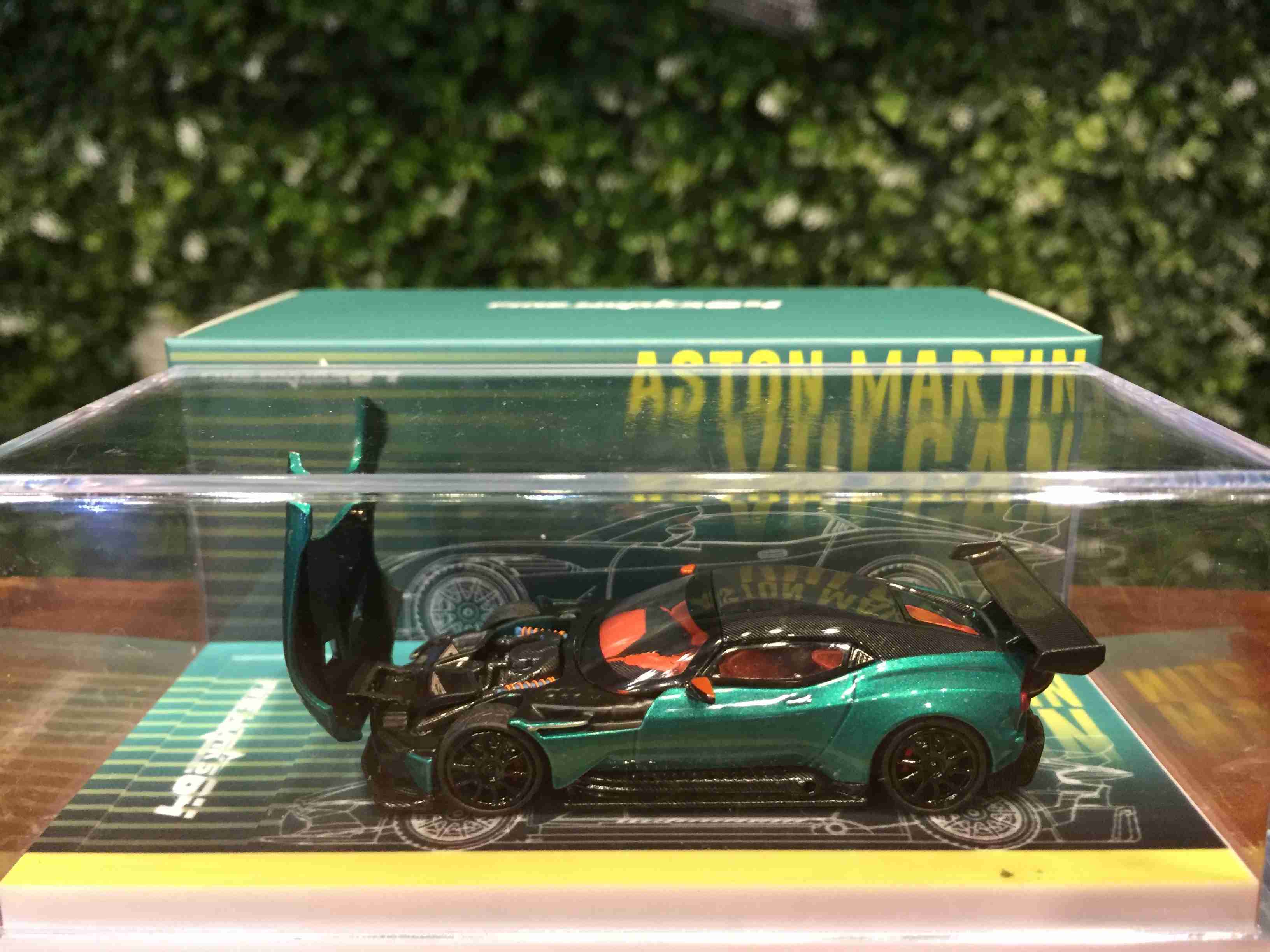 1/64 FineWorks Aston Martin Vulcan Green/OR【MGM】 - Max