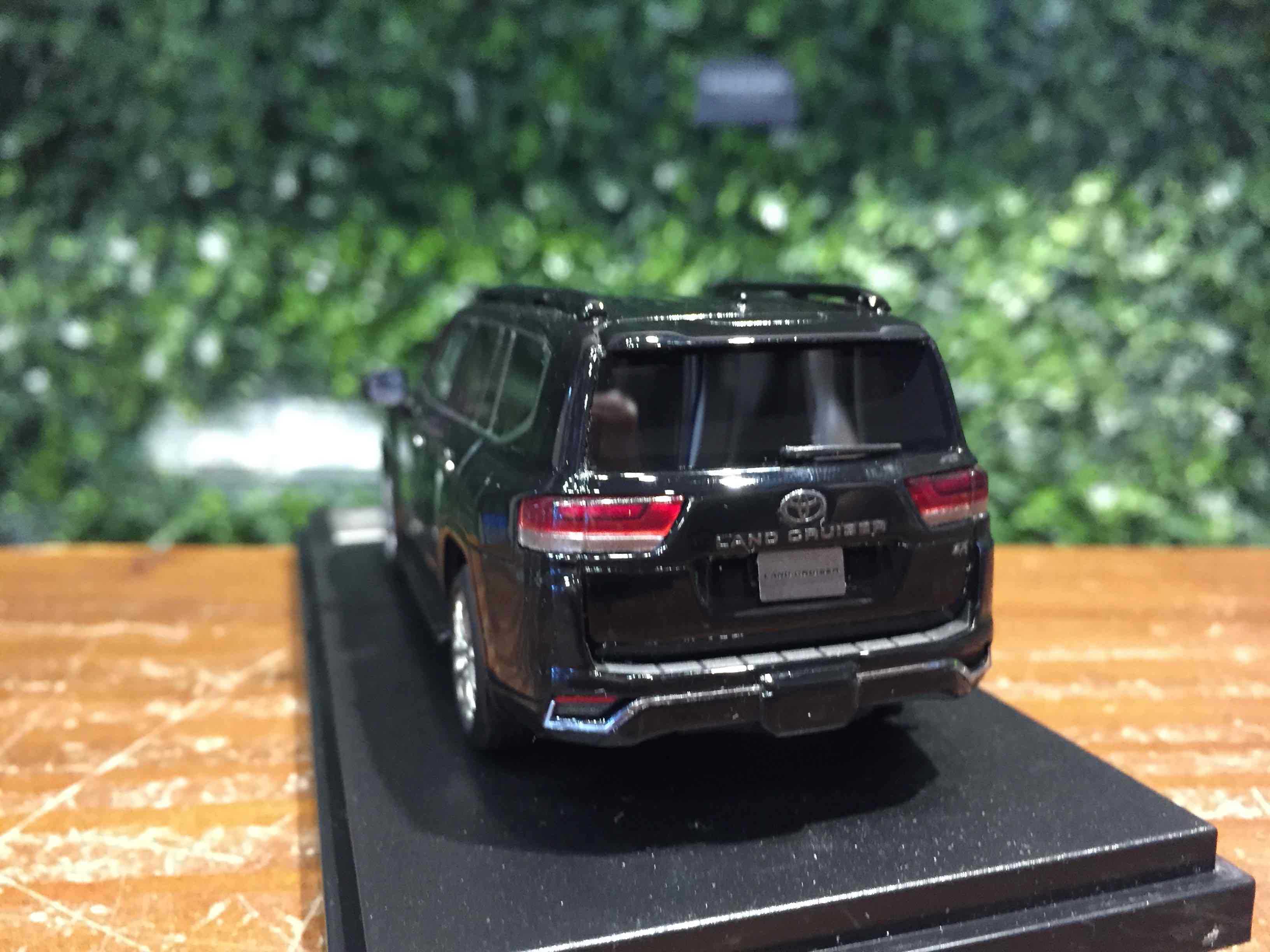 1/43 Hi-Story Toyota Land Cruiser ZX 2021 Black HS407BK【MGM】