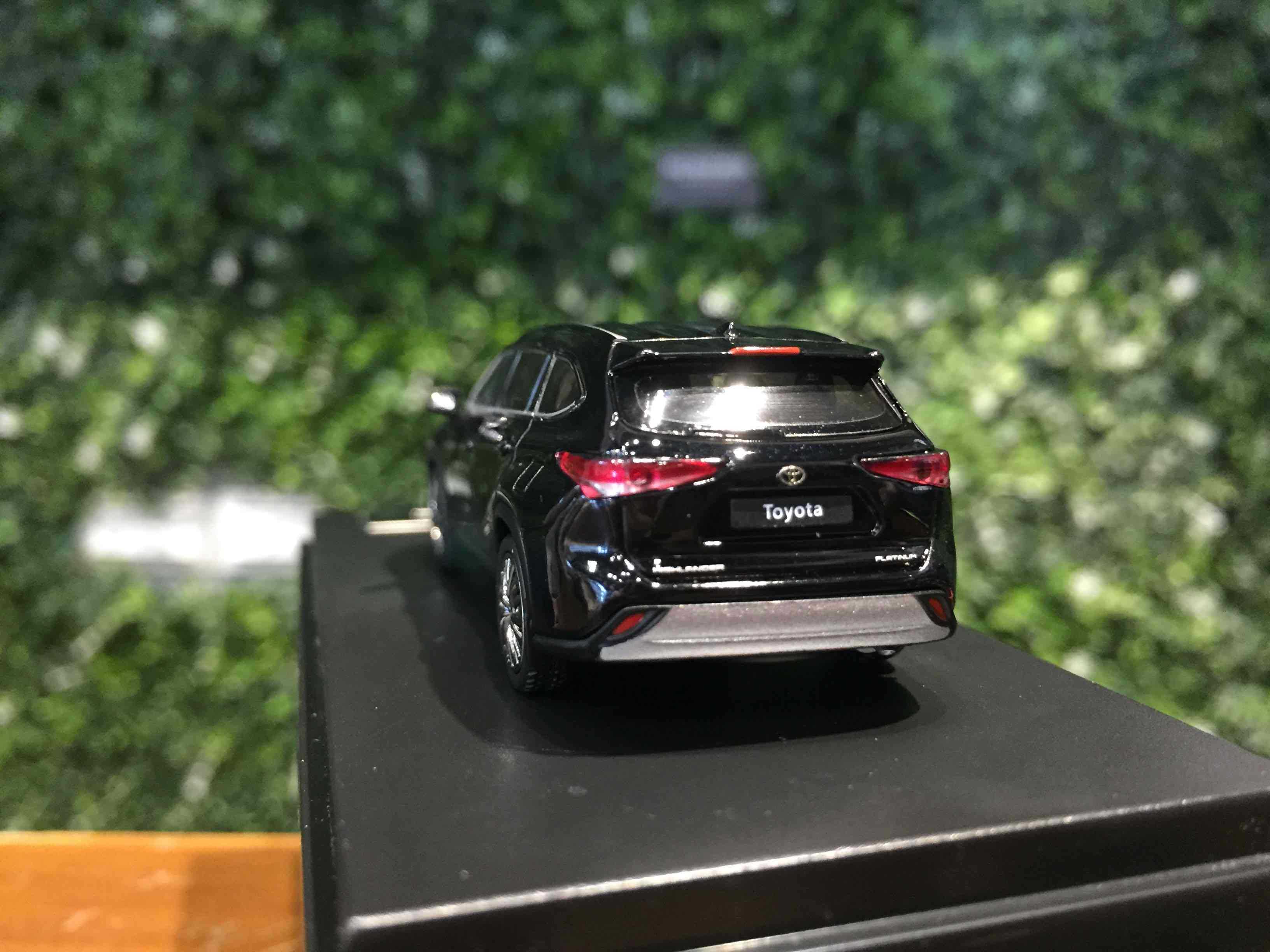 1/64 LCD Models Toyota Highlander Black LCD64019BL【MGM】