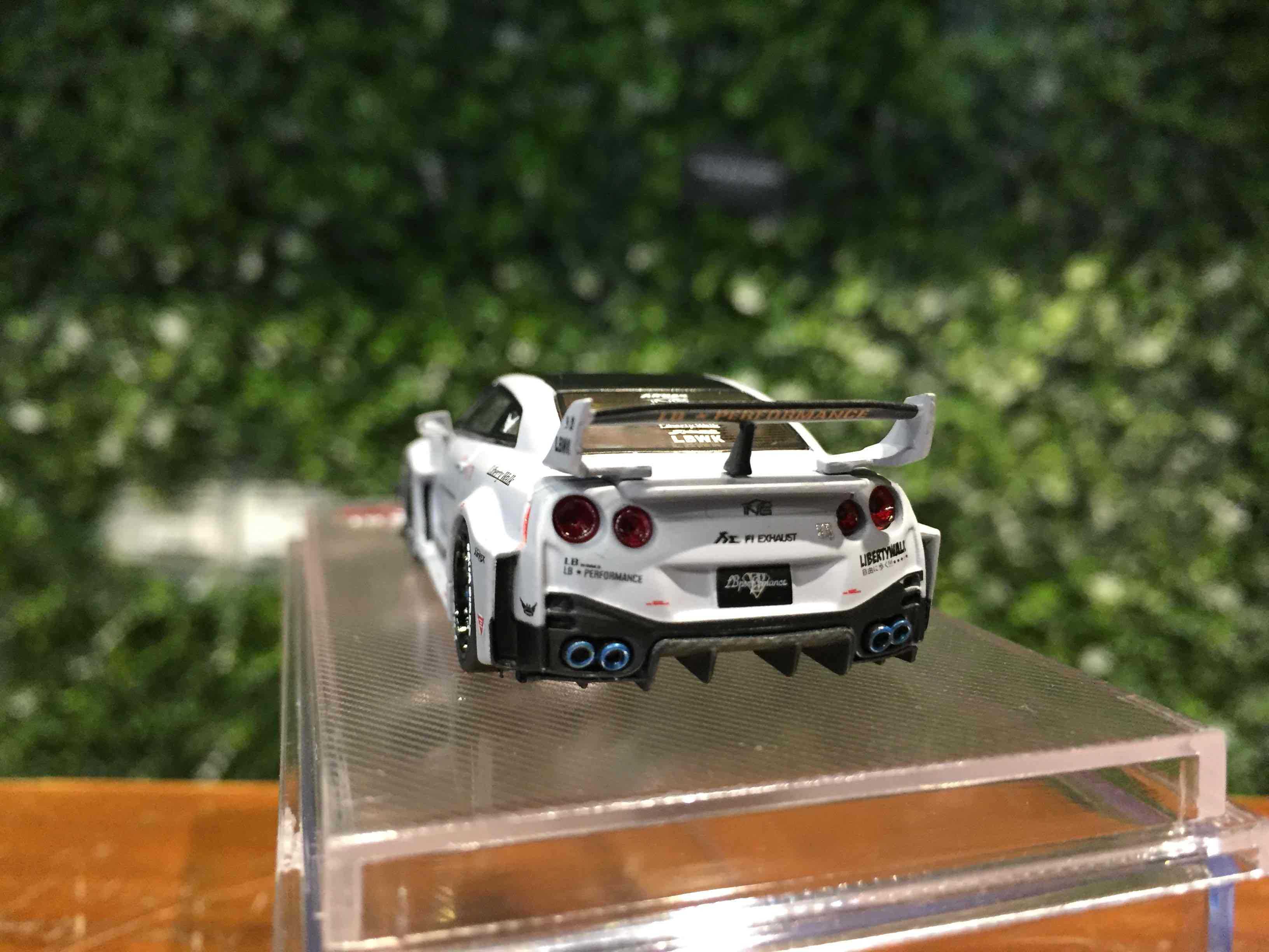 1/64 CM-Model LBWK Nissan GT-R (R35) CM6435RR02【MGM】 - Max Gear Model ...