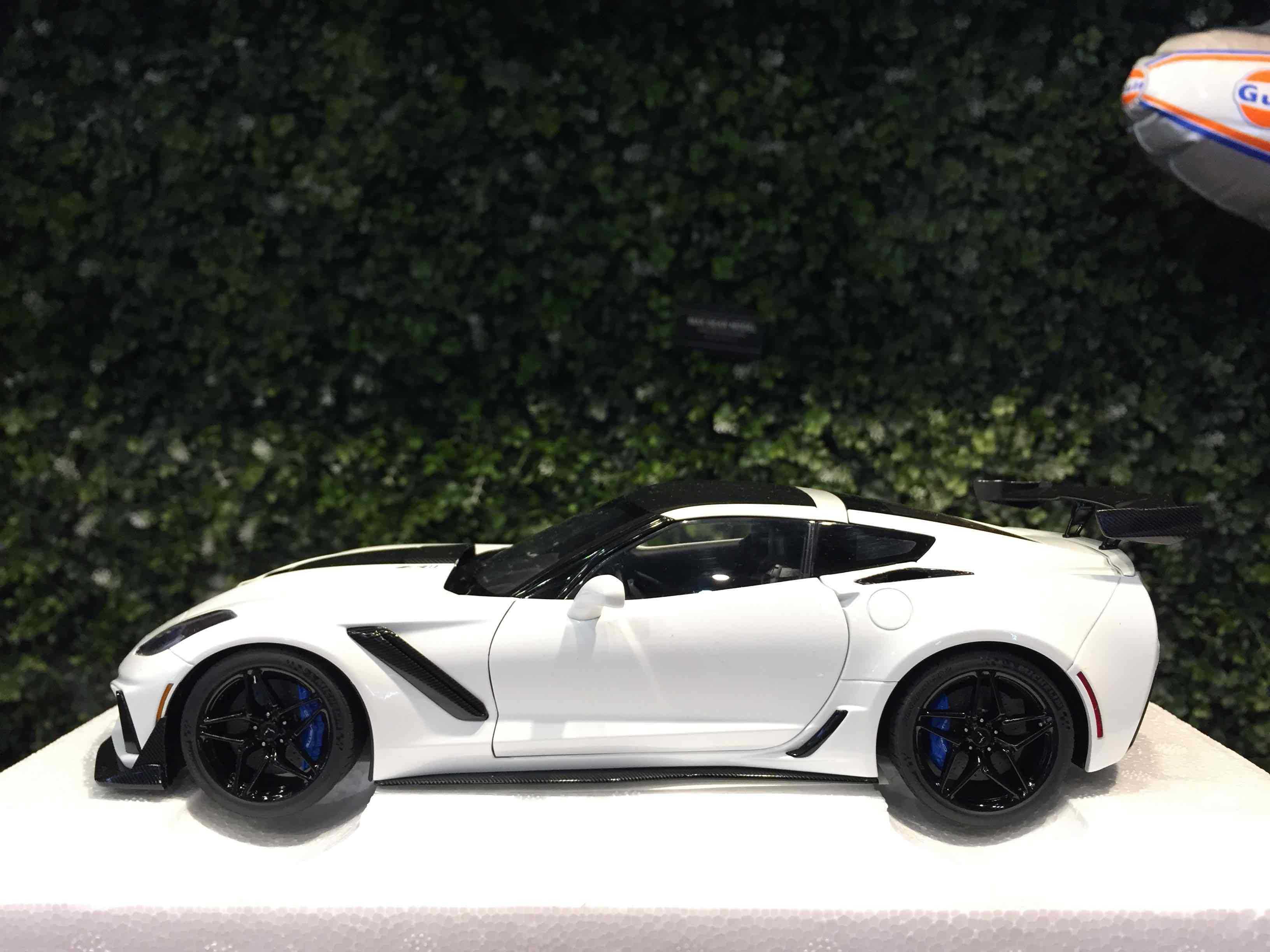 1/18 AUTOart Chevrolet Corvette C7 ZR1 White 71270【MGM】