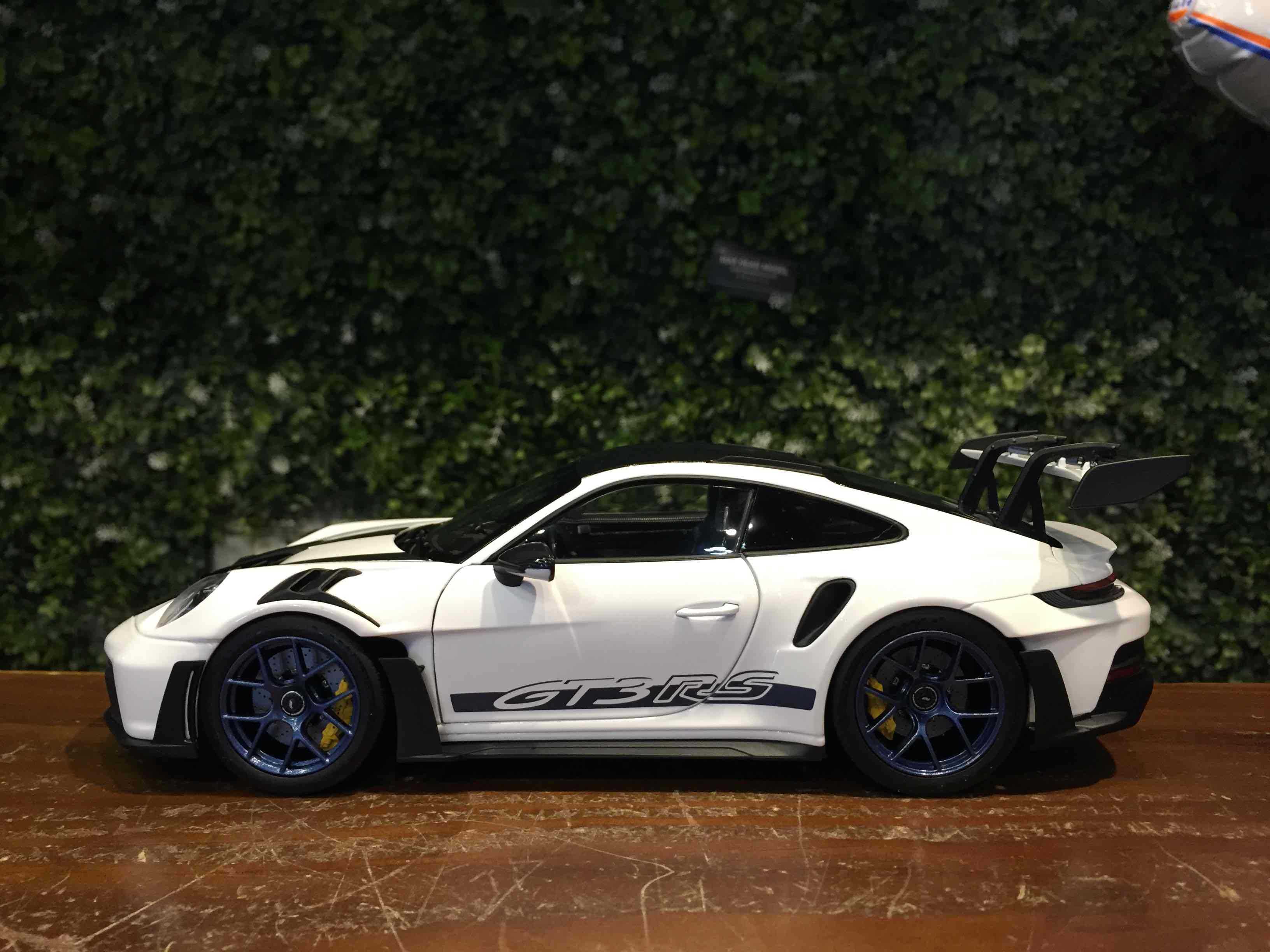 1/18 Norev Porsche 911 (992) GT3 RS Weissach 187353【MGM】