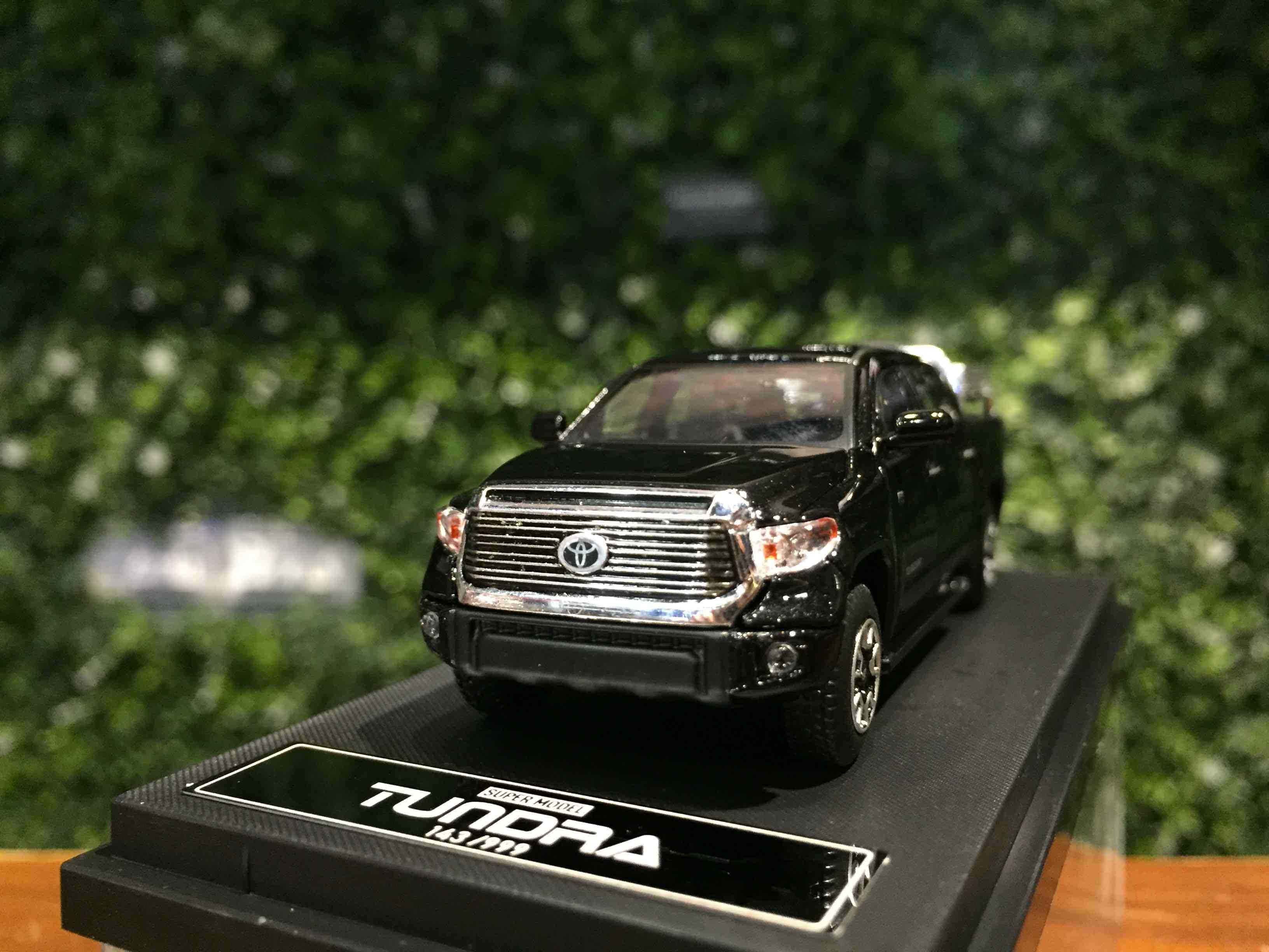 1/64 SuperModel Toyota Tundra PickUp Pearl Black【MGM】