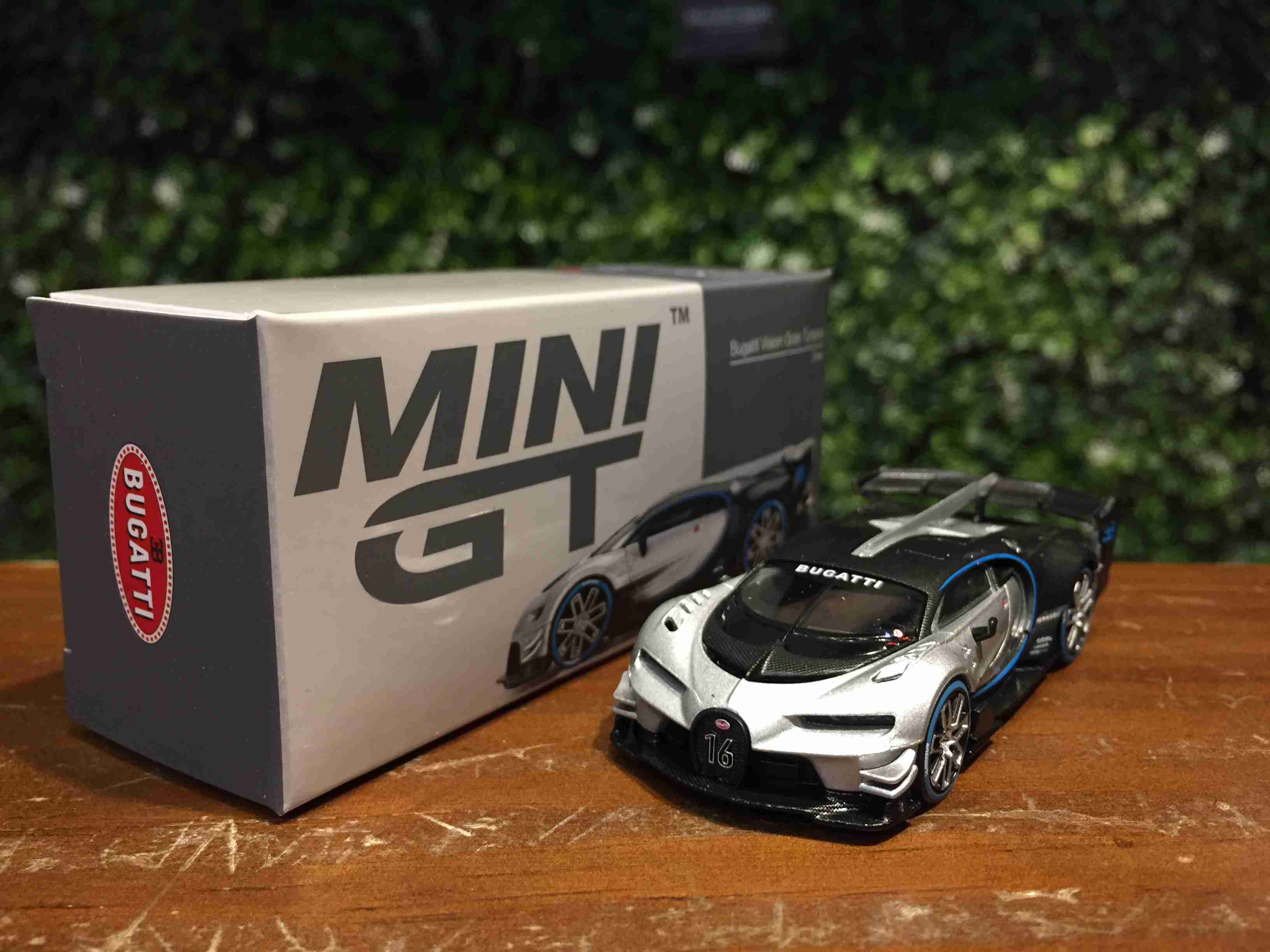1/64 MiniGT Bugatti Vision GT Silver MGT00369L【MGM】 - Max Gear