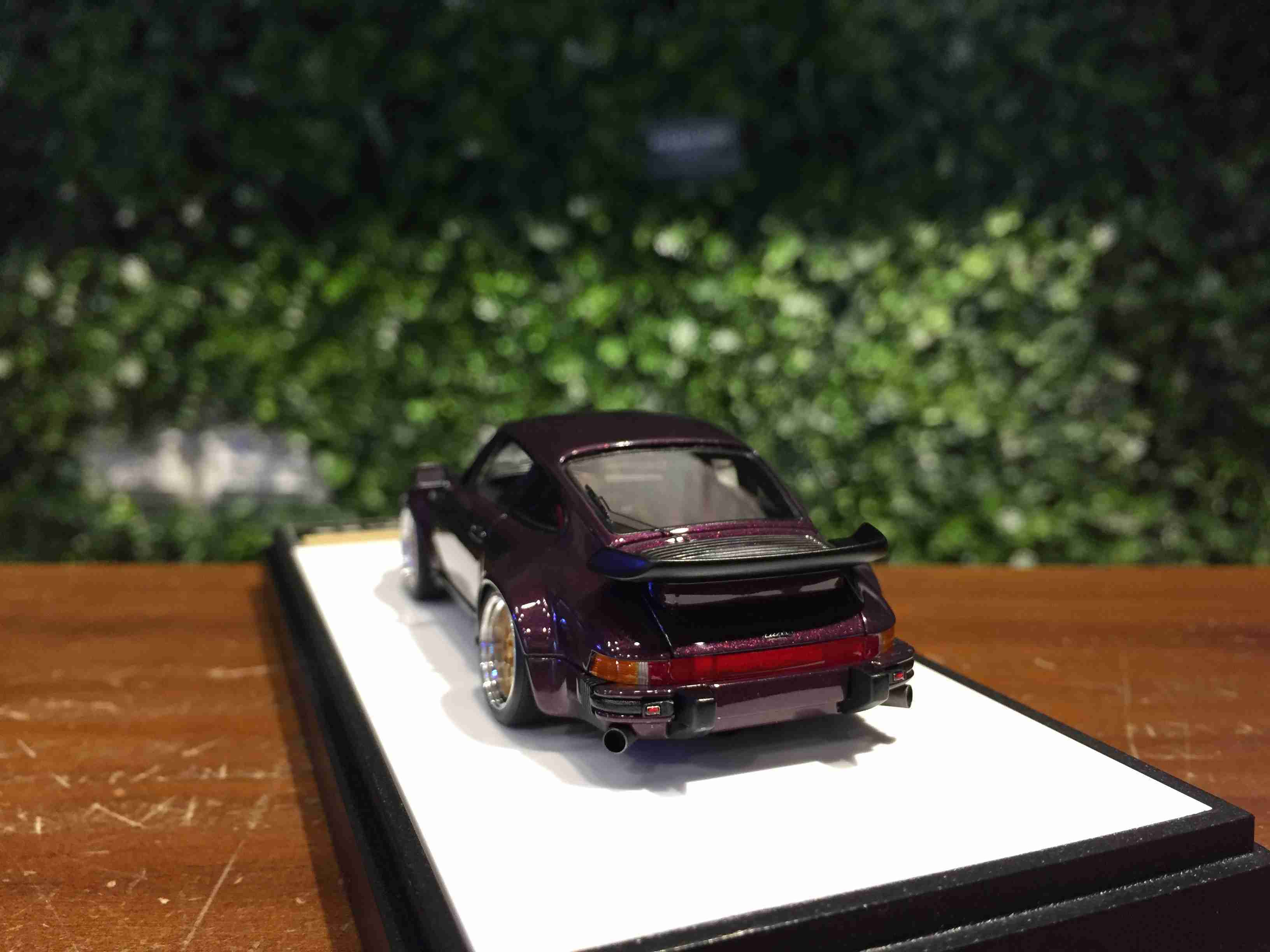 1/43 MakeUp Porsche 930 Turbo 3.3 1988 Violet VM115A4【MGM】