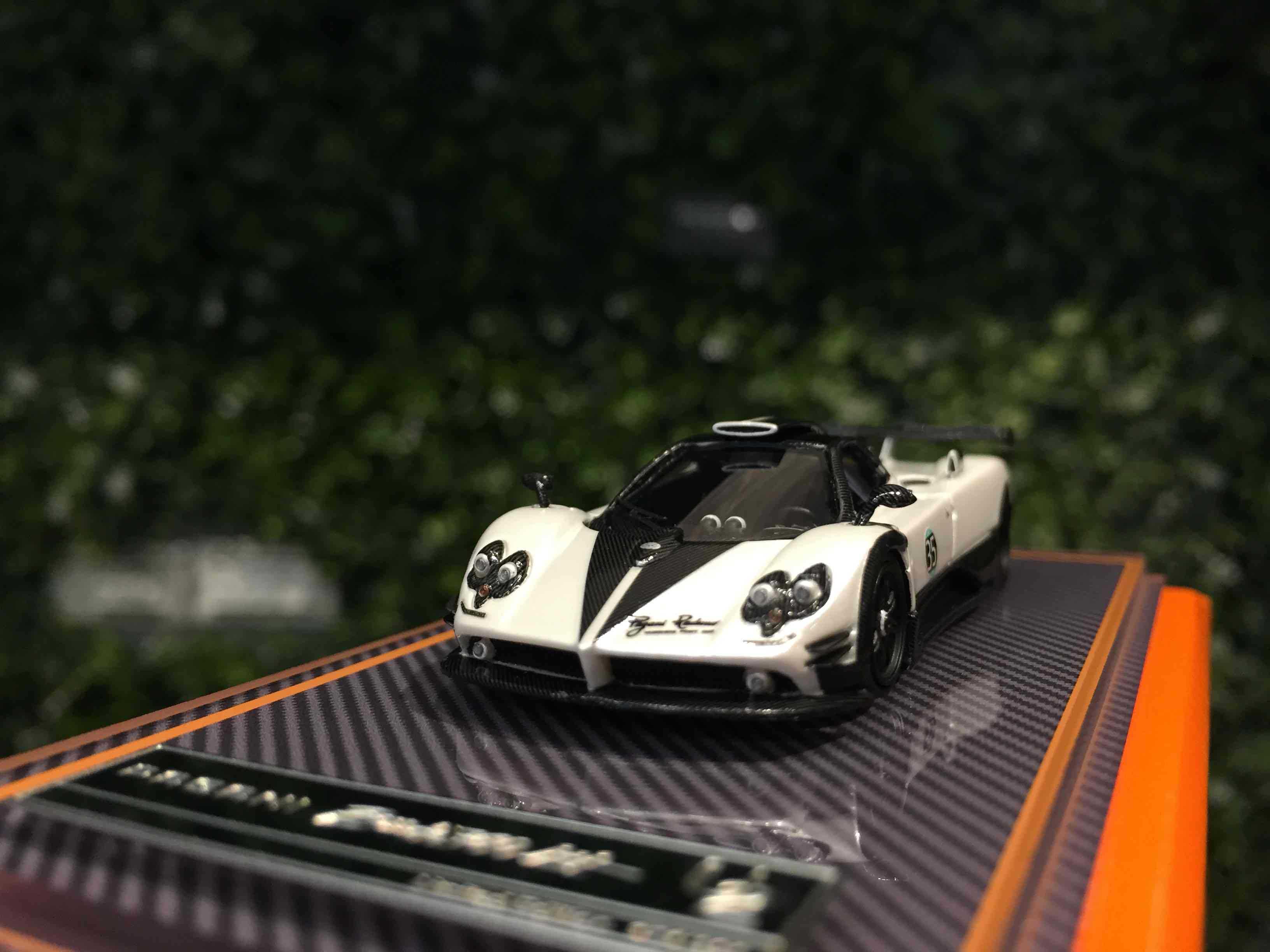 1/64 U2 Pagani Zonda 760LH White【MGM】