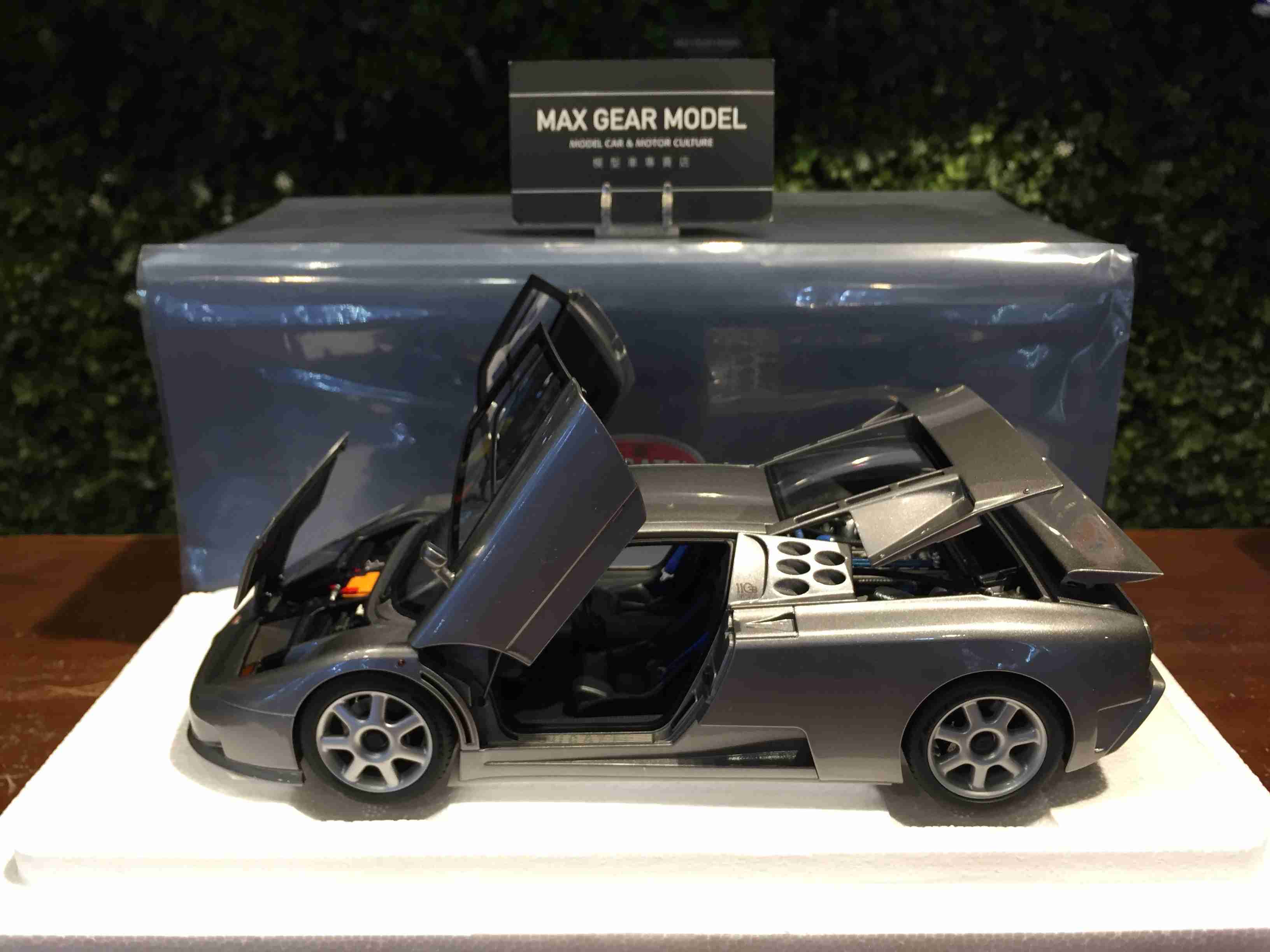 1/18 AUTOart Bugatti EB110 SS Silver 70916【MGM】