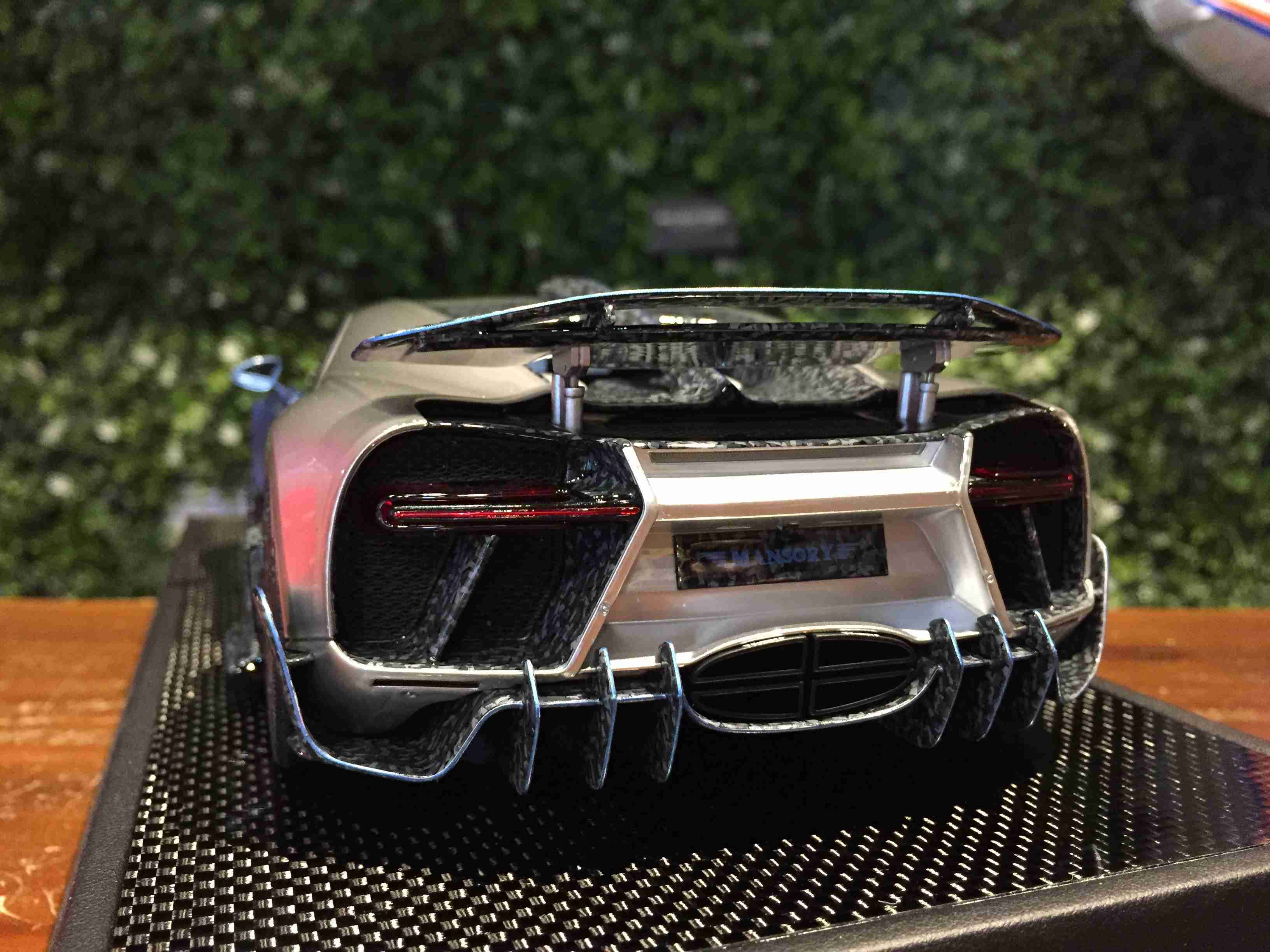 1/18 Mansory Centuria Bugatti Chiron Ice Blue MY18CEGS【MGM】