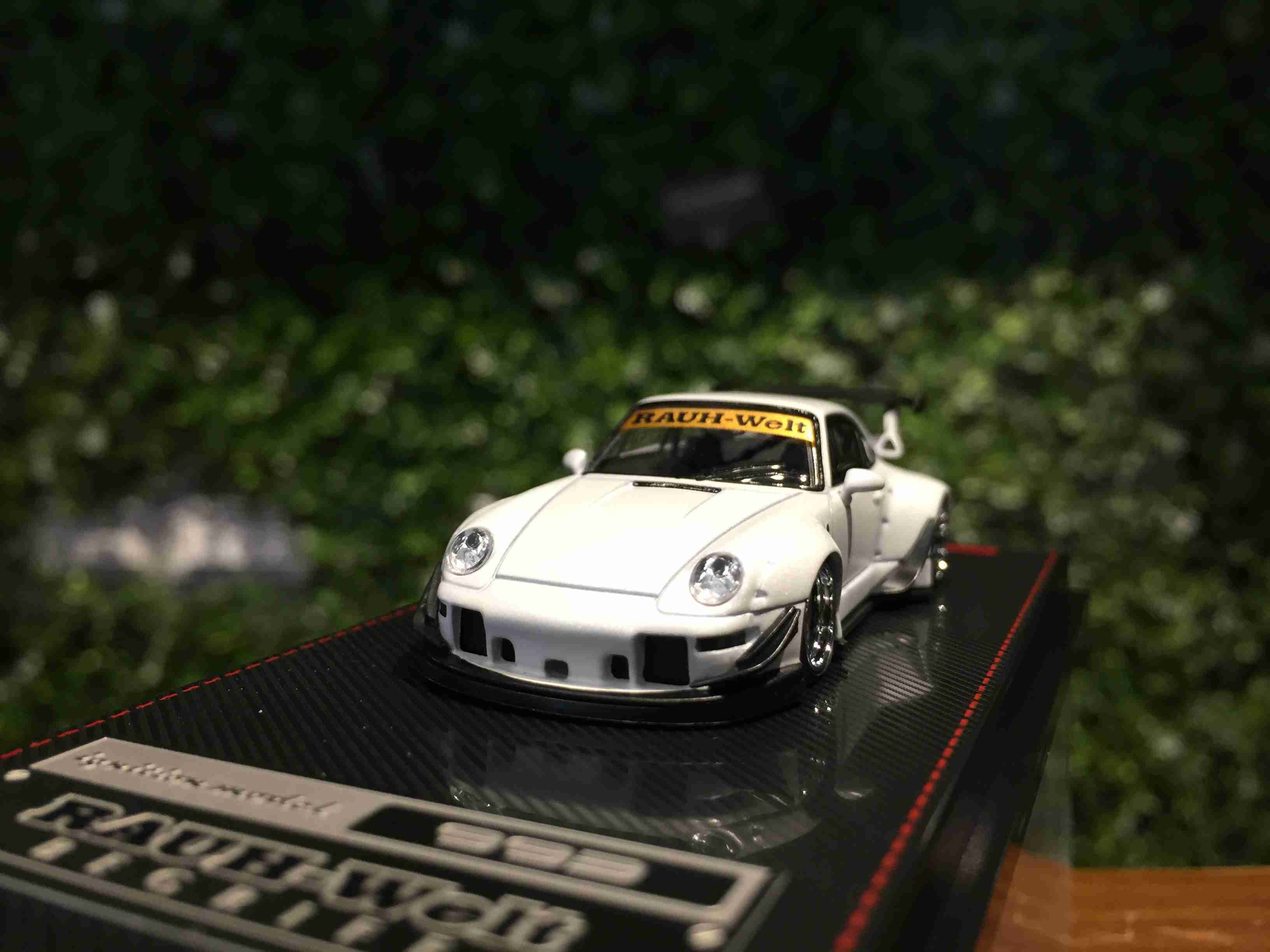 1/64 Ignition Model RWB Porsche 993 White IG2152【MGM】