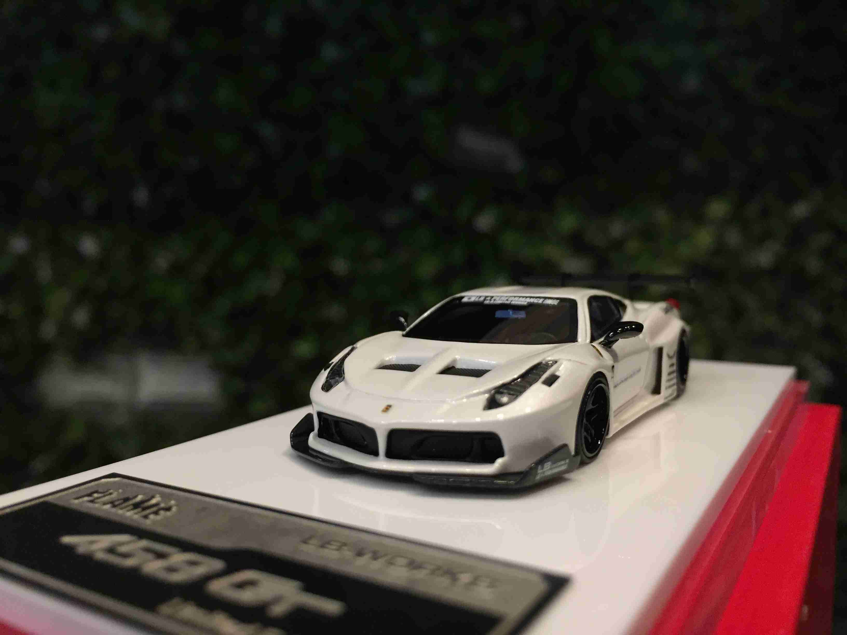 1/64 Flame LBWK Ferrari 458 GT Pearl White【MGM】 - Max Gear Model