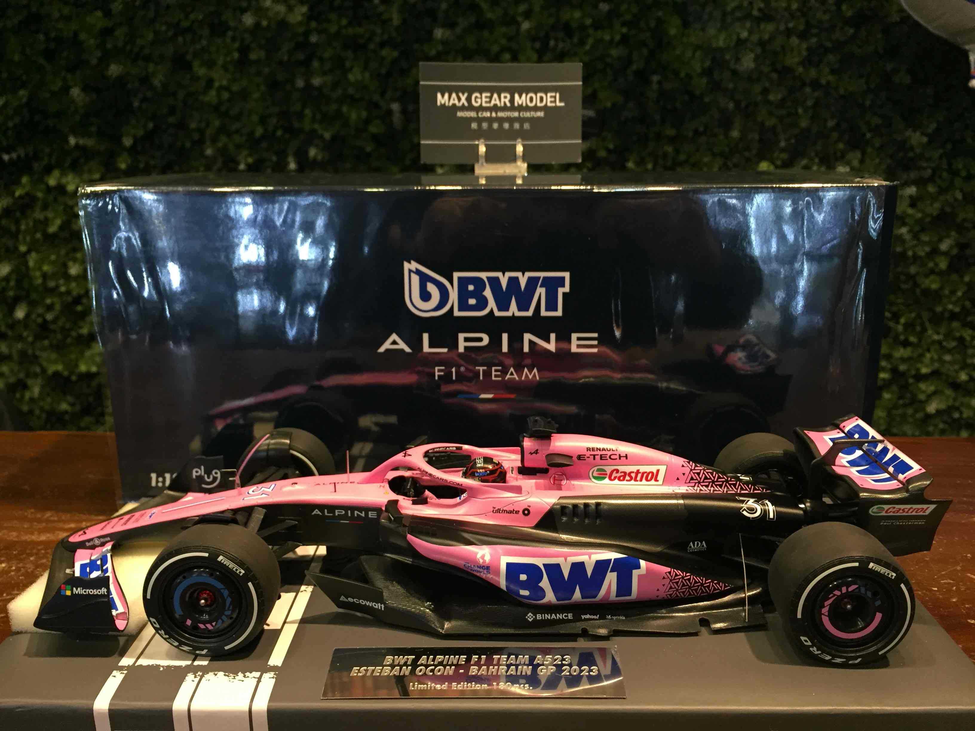 1/18 Minichamps BWT Alpine A523 Esteban Ocon 117230131【MGM】